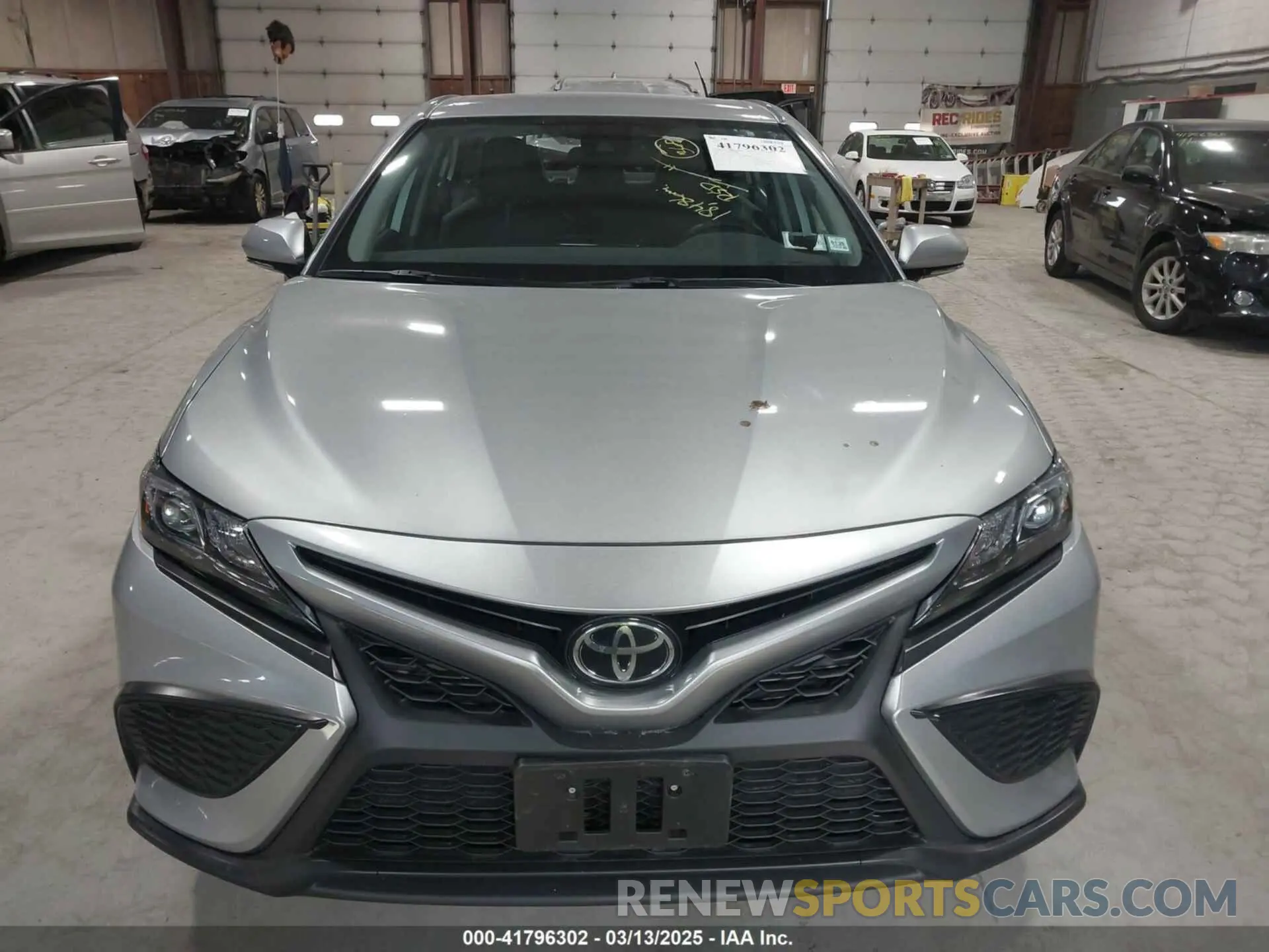 12 Фотография поврежденного автомобиля 4T1G11BK3RU115189 TOYOTA CAMRY 2024