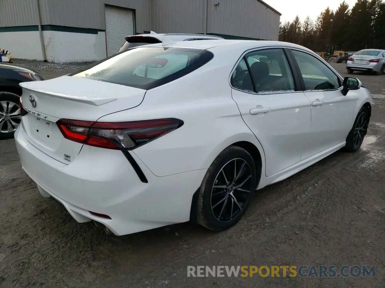 3 Photograph of a damaged car 4T1G11BK8RU123580 TOYOTA CAMRY 2024