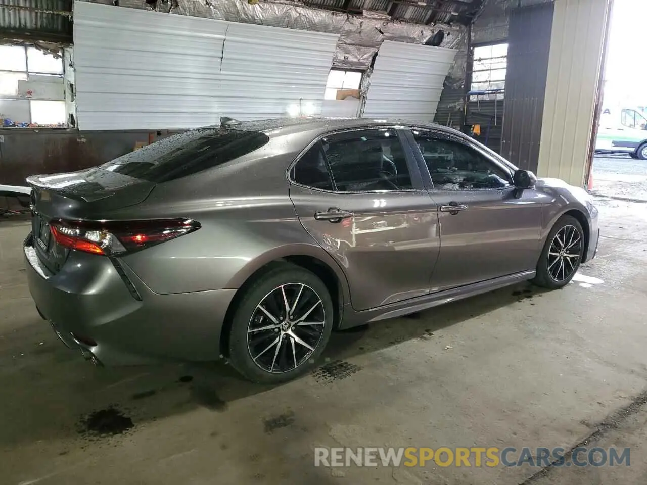 3 Photograph of a damaged car 4T1G11BK9RU115780 TOYOTA CAMRY 2024