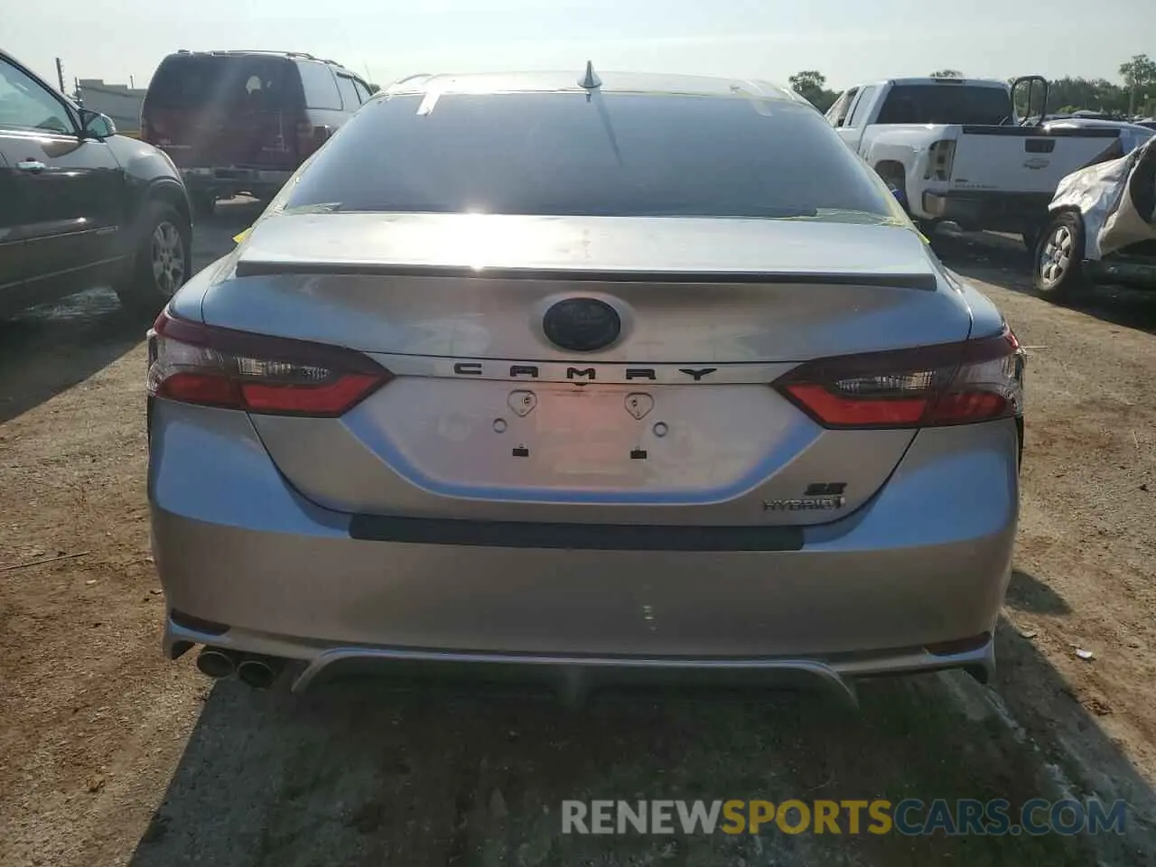 6 Photograph of a damaged car 4T1G31AK3RU624677 TOYOTA CAMRY 2024