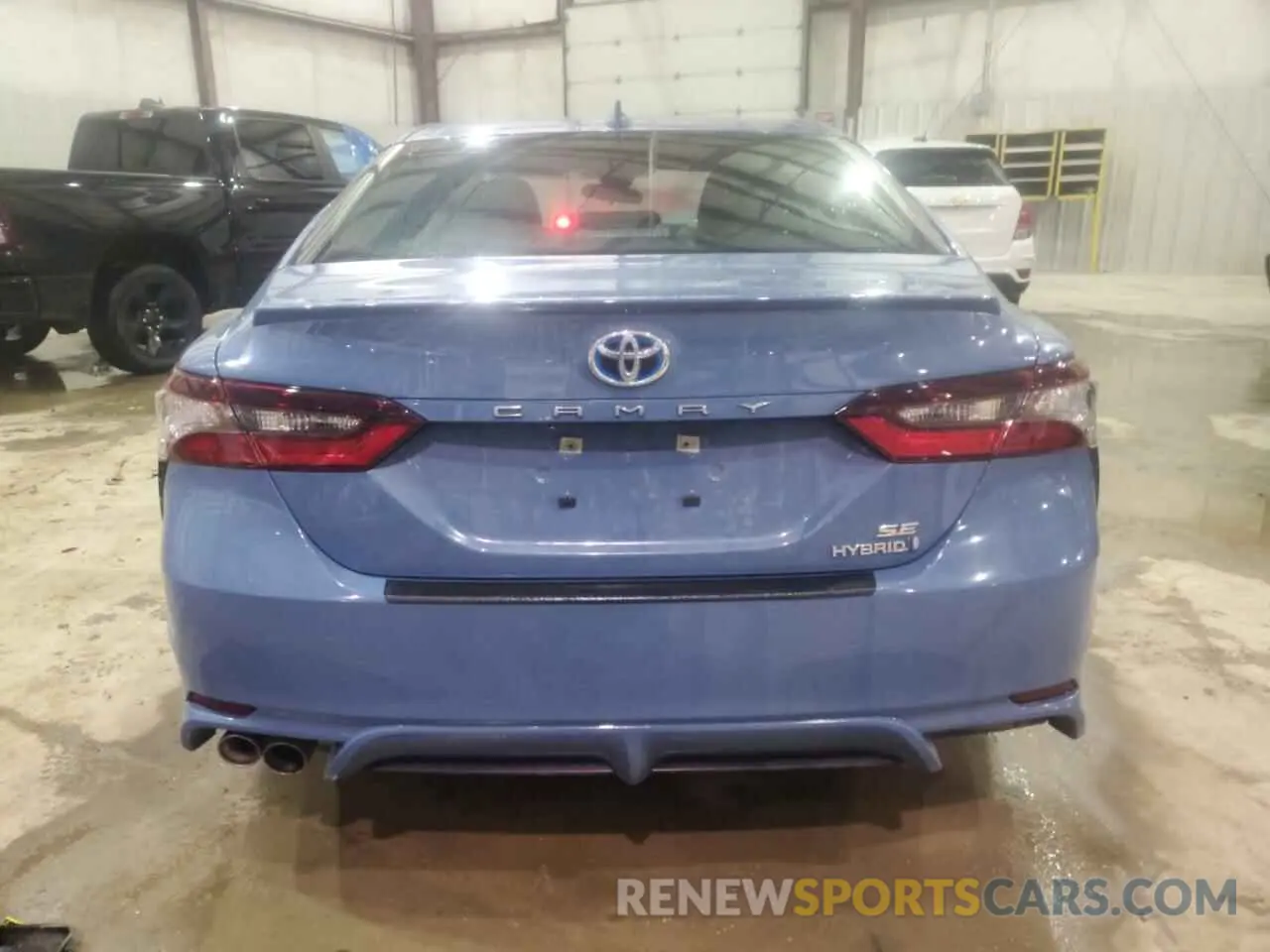 6 Photograph of a damaged car 4T1G31AK4RU071456 TOYOTA CAMRY 2024