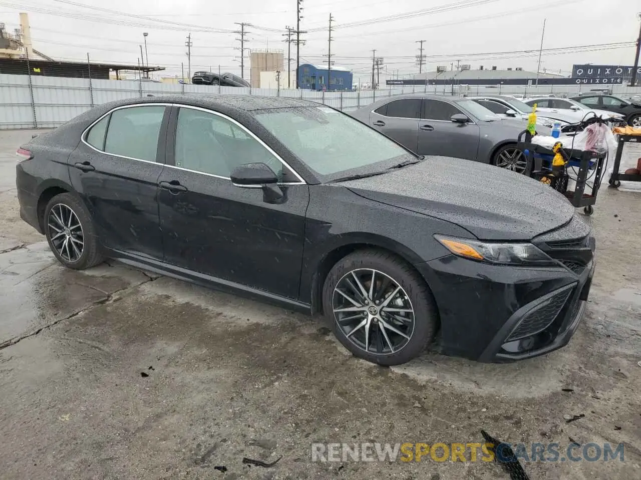 4 Photograph of a damaged car 4T1G31AK6RU065884 TOYOTA CAMRY 2024