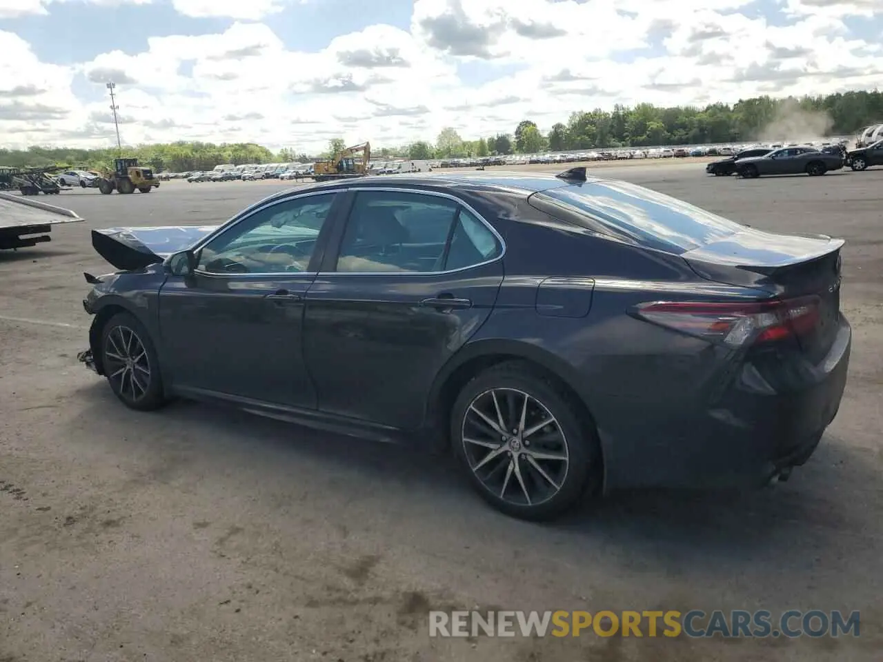2 Photograph of a damaged car 4T1G31AK7RU622561 TOYOTA CAMRY 2024