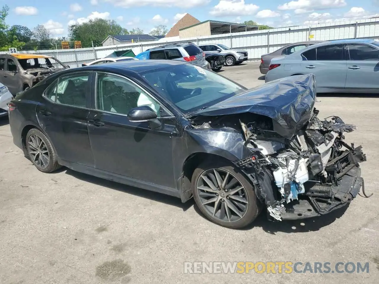 4 Photograph of a damaged car 4T1G31AK7RU622561 TOYOTA CAMRY 2024