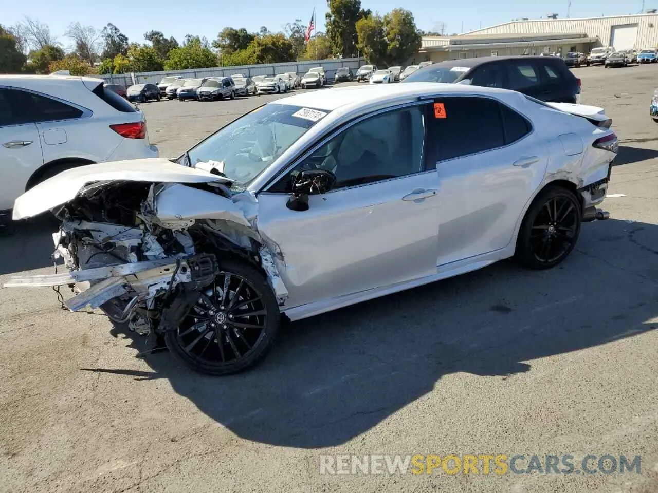 1 Photograph of a damaged car 4T1K31AK0RU623495 TOYOTA CAMRY 2024