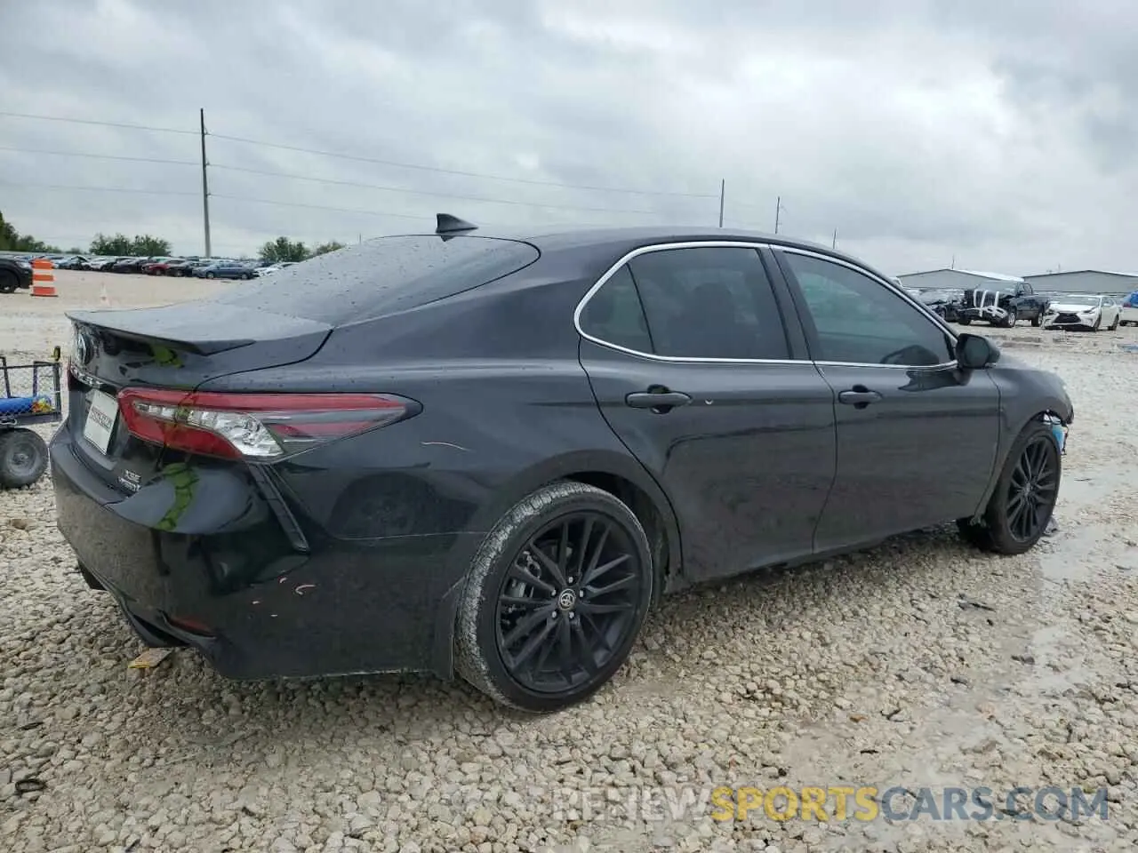 3 Photograph of a damaged car 4T1K31AK6RU066804 TOYOTA CAMRY 2024