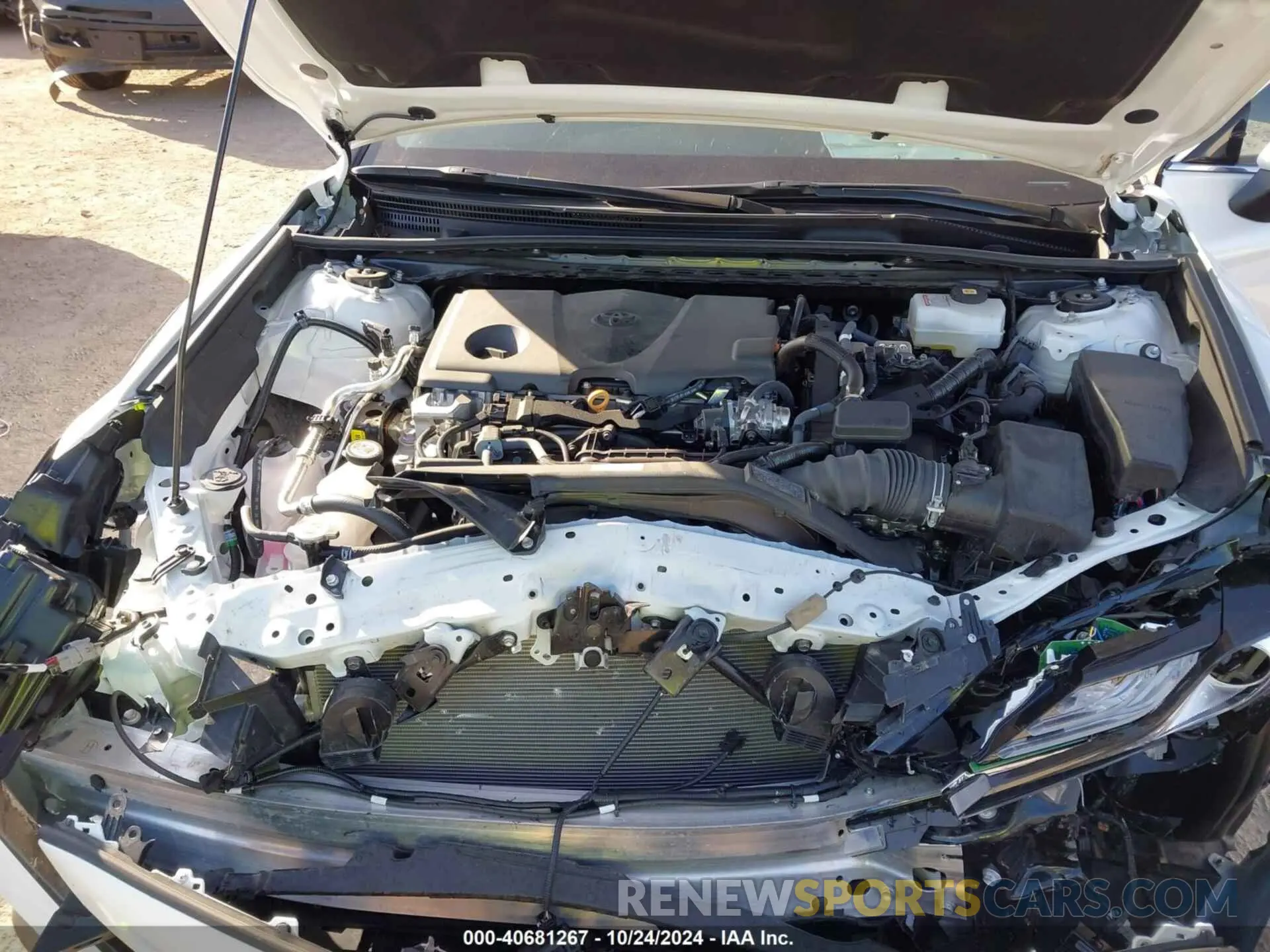 10 Photograph of a damaged car 4T1K31AK7RU069663 TOYOTA CAMRY 2024
