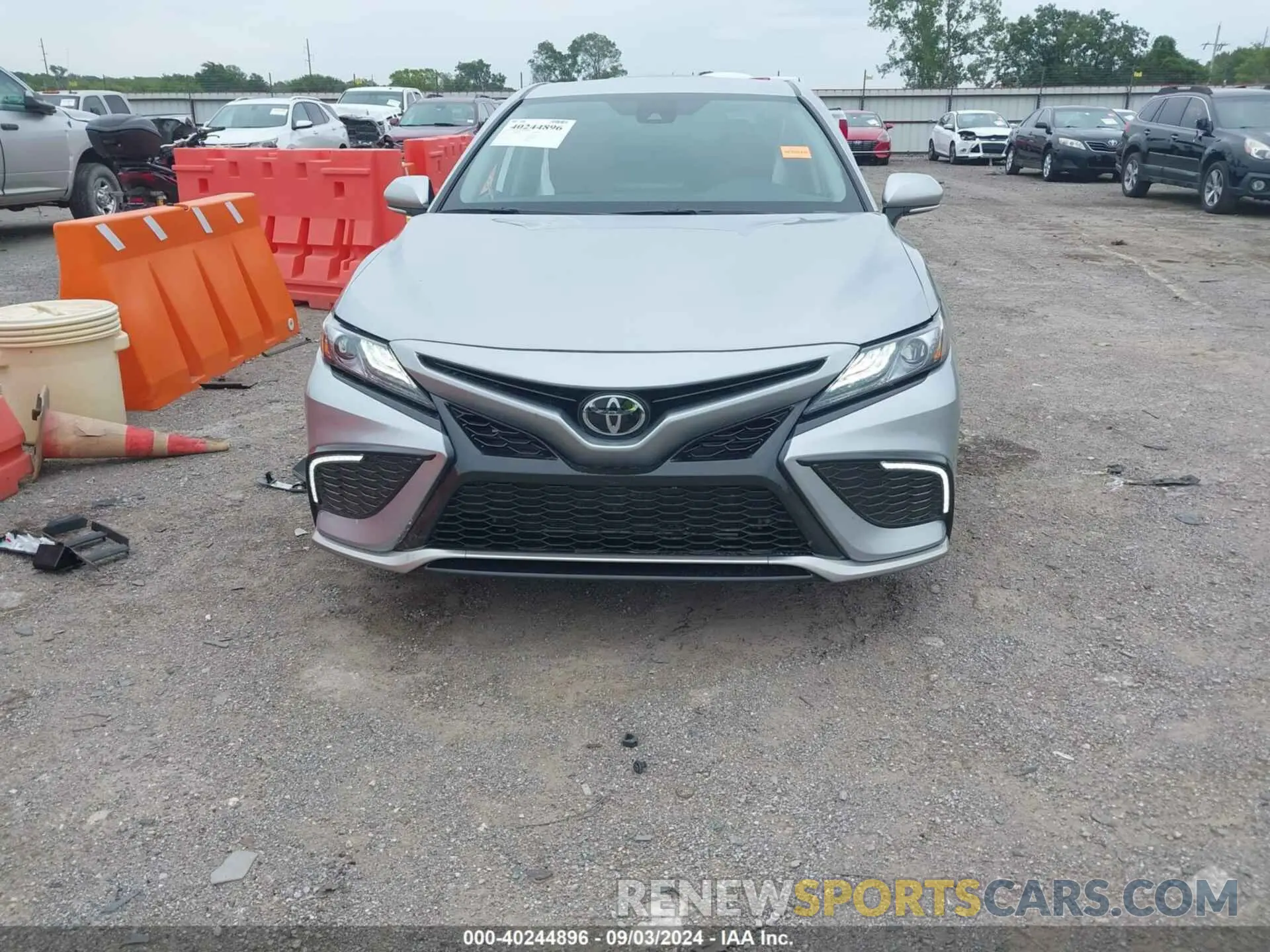 12 Photograph of a damaged car 4T1K61AK0RU915963 TOYOTA CAMRY 2024