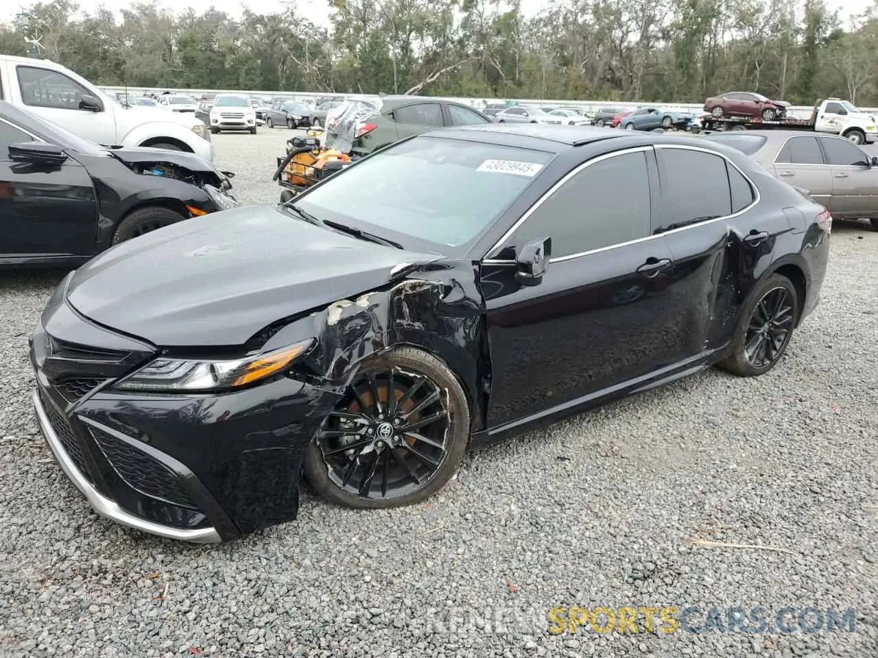 1 Photograph of a damaged car 4T1K61AK1RU852761 TOYOTA CAMRY 2024