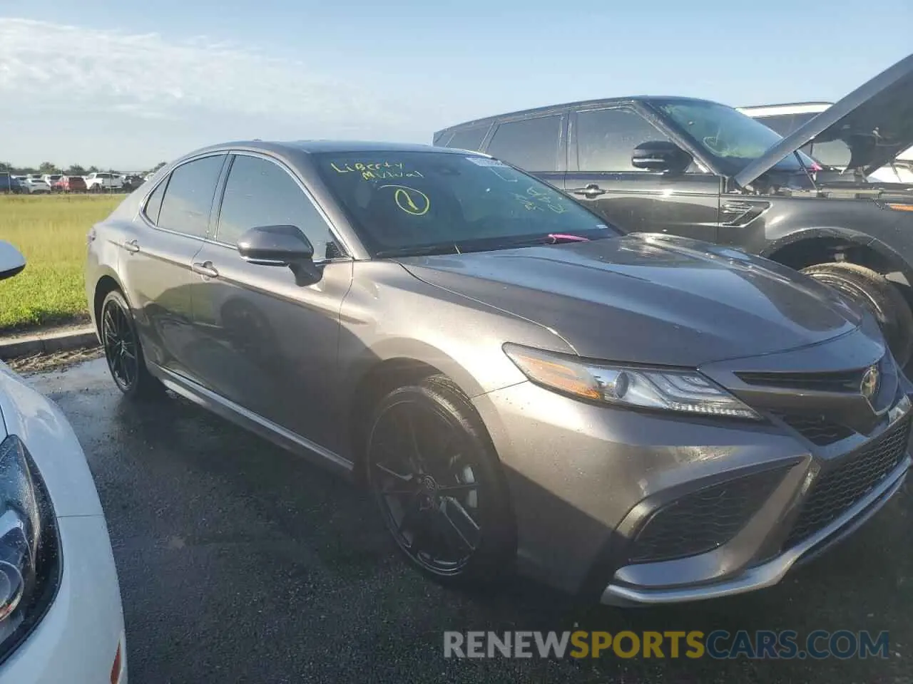 4 Photograph of a damaged car 4T1K61AK1RU884917 TOYOTA CAMRY 2024