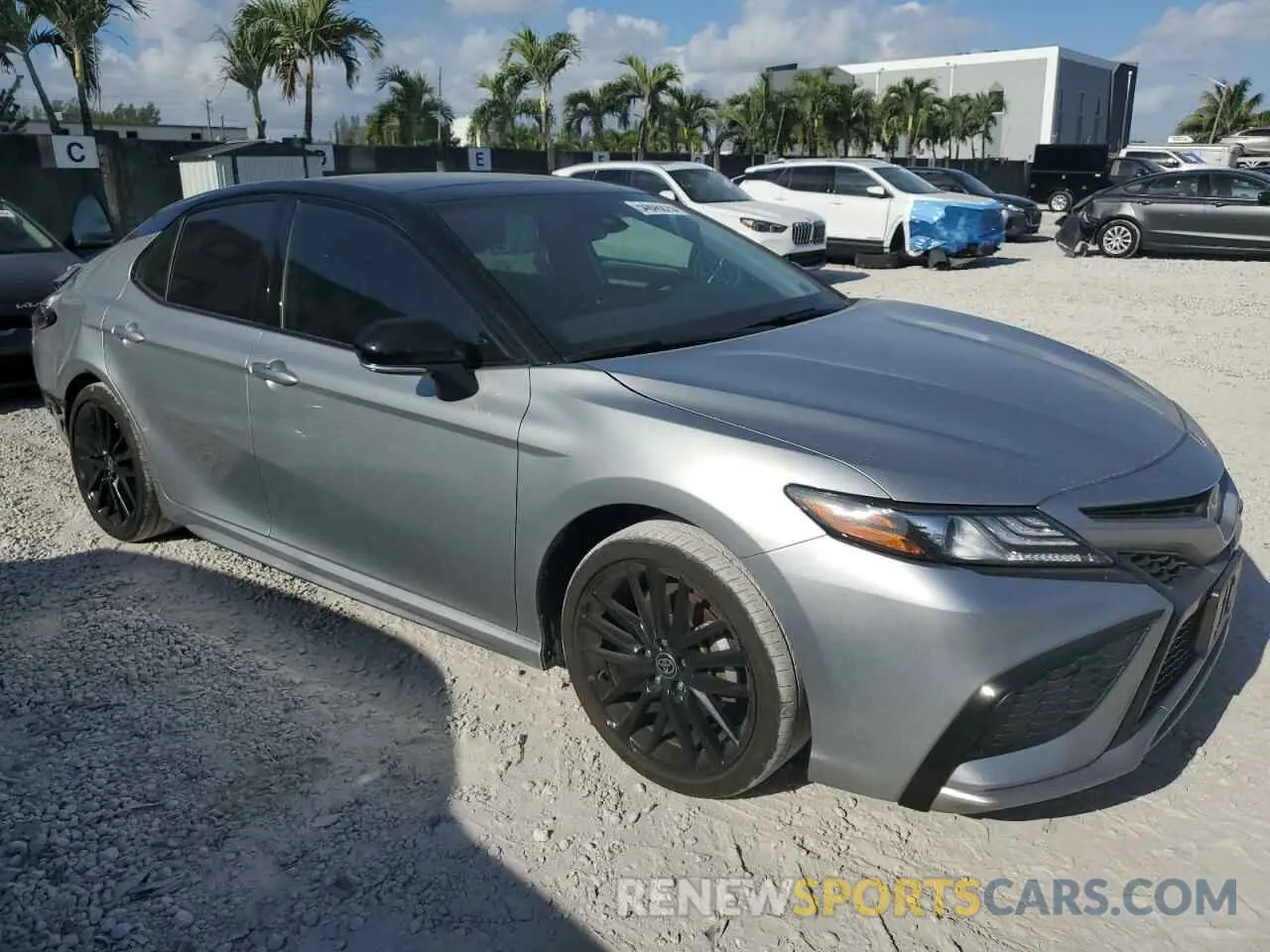 4 Photograph of a damaged car 4T1K61AK2RU215586 TOYOTA CAMRY 2024