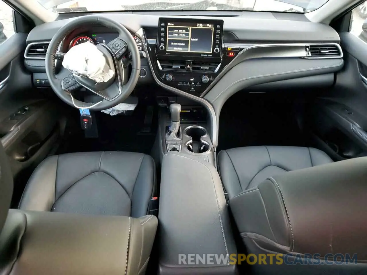 8 Фотография поврежденного автомобиля 4T1K61AK2RU261158 TOYOTA CAMRY 2024