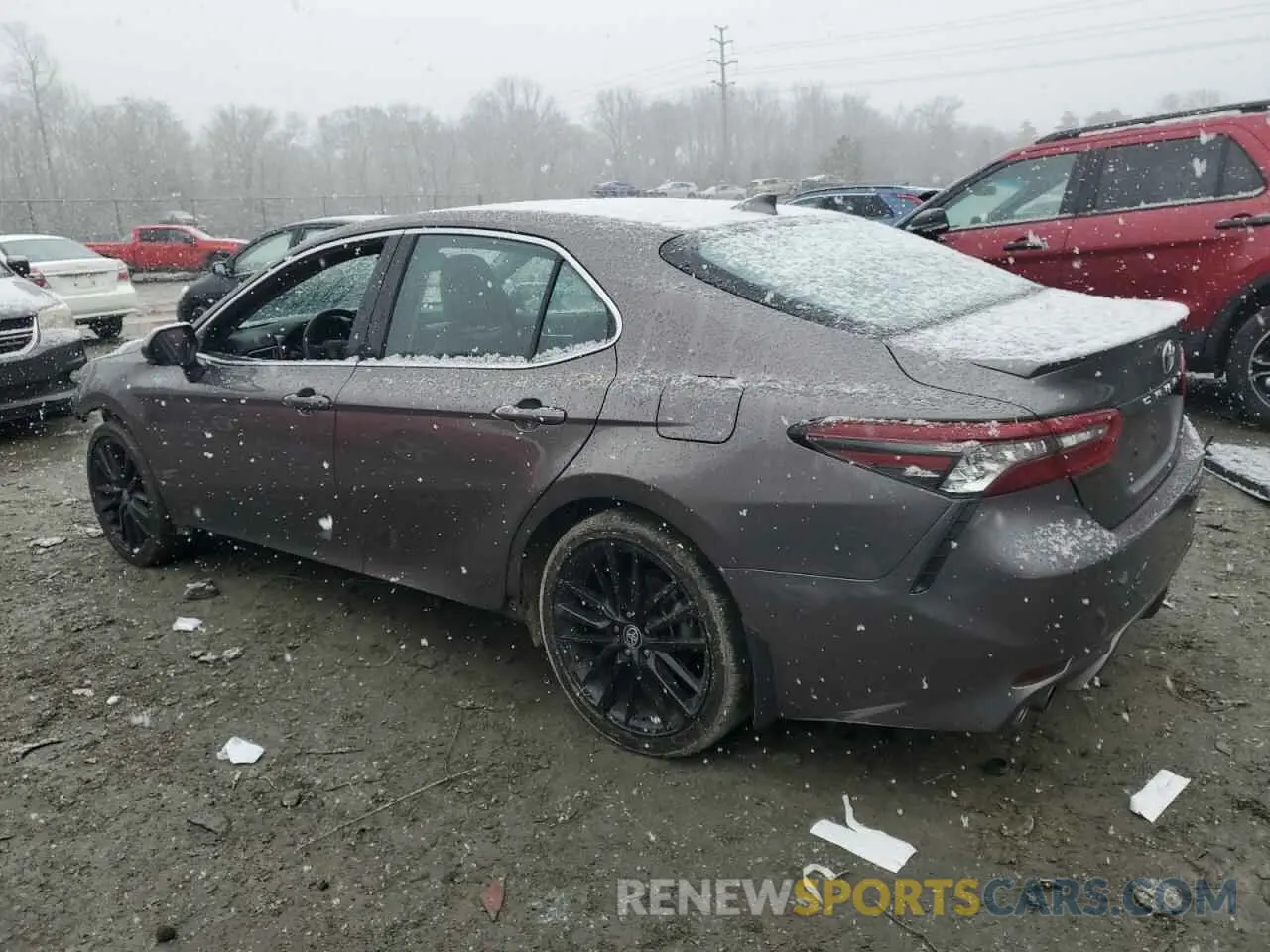 2 Фотография поврежденного автомобиля 4T1K61AK2RU907363 TOYOTA CAMRY 2024