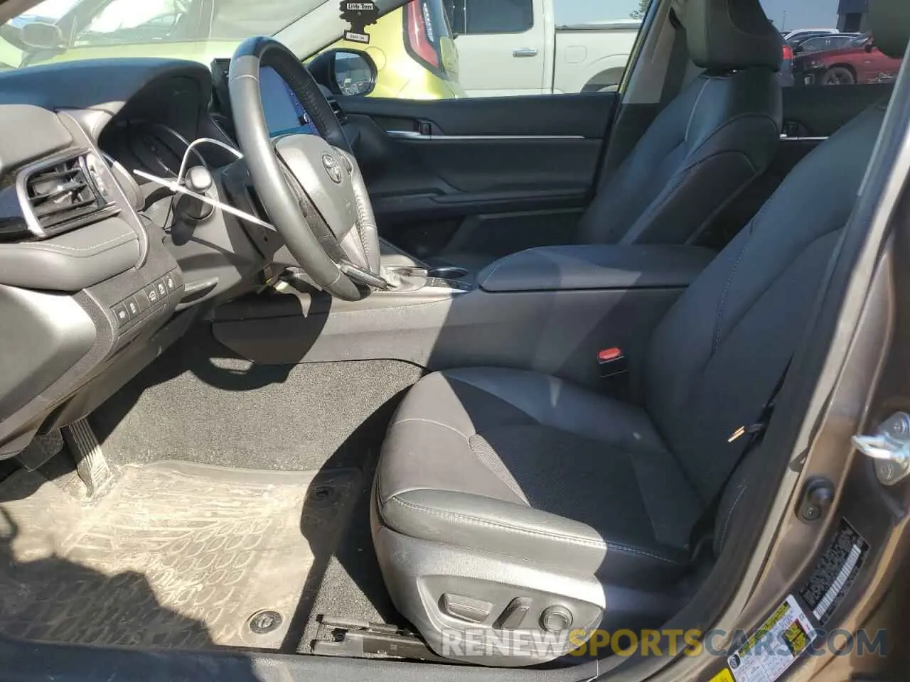 7 Photograph of a damaged car 4T1K61AK3RU840658 TOYOTA CAMRY 2024