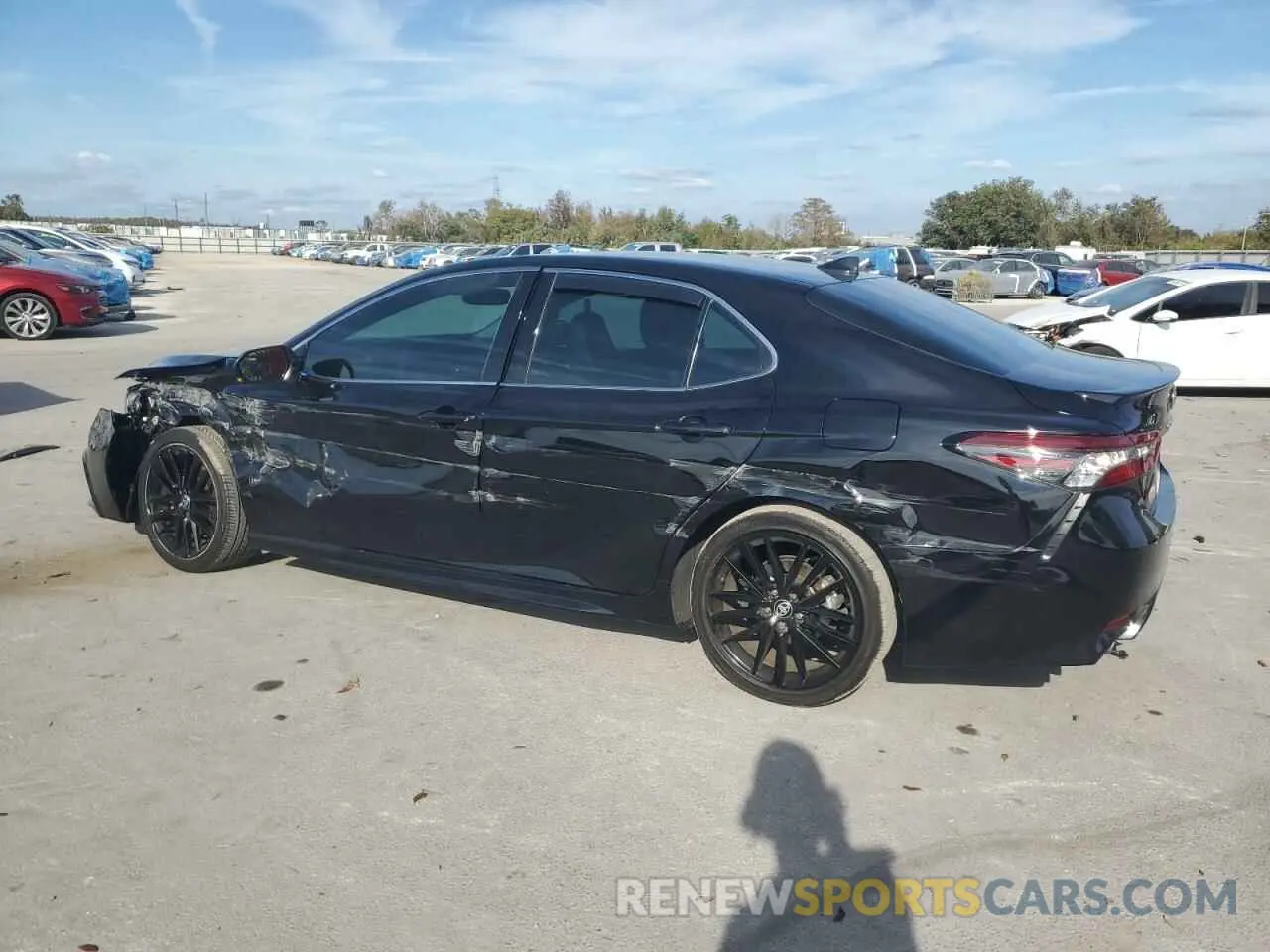 2 Фотография поврежденного автомобиля 4T1K61AK3RU907114 TOYOTA CAMRY 2024