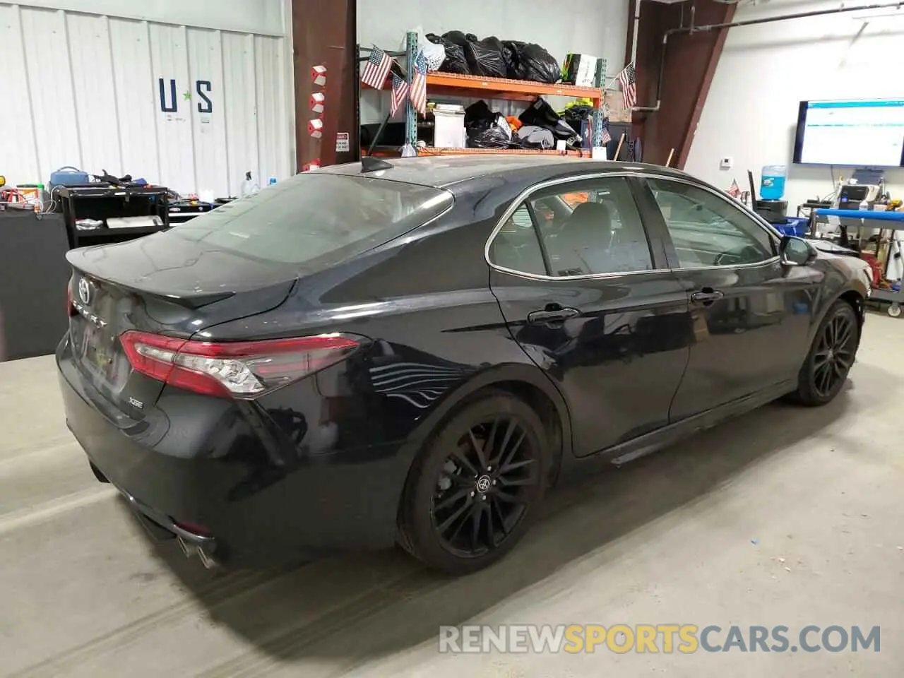 3 Фотография поврежденного автомобиля 4T1K61AK6RU226266 TOYOTA CAMRY 2024