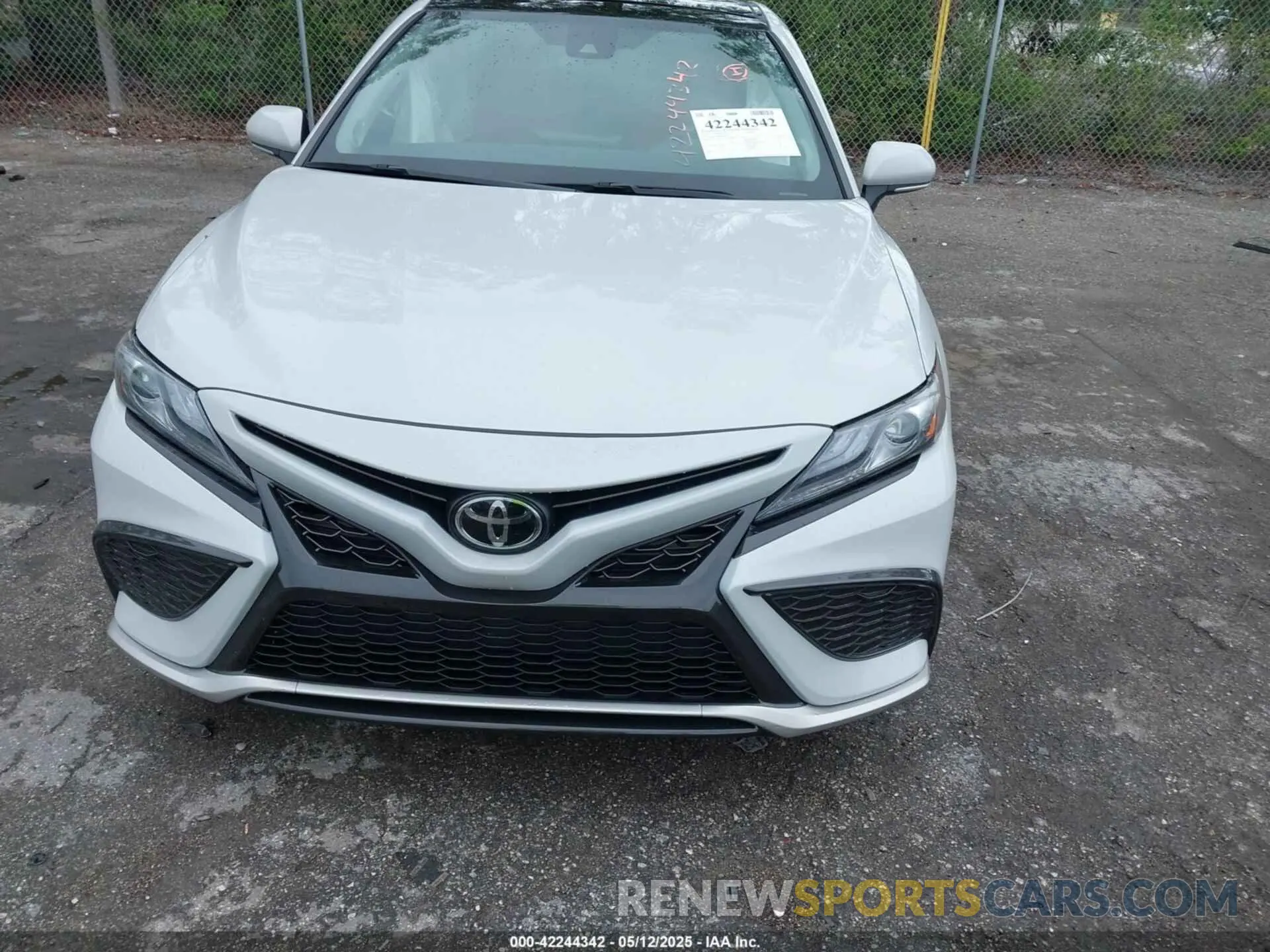 13 Photograph of a damaged car 4T1K61AK6RU229751 TOYOTA CAMRY 2024