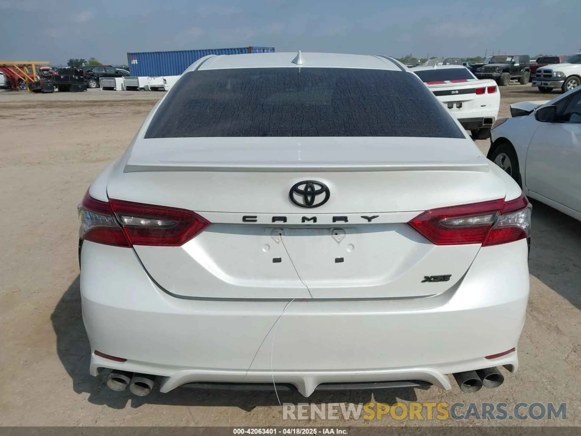 17 Фотография поврежденного автомобиля 4T1K61AK7RU858001 TOYOTA CAMRY 2024