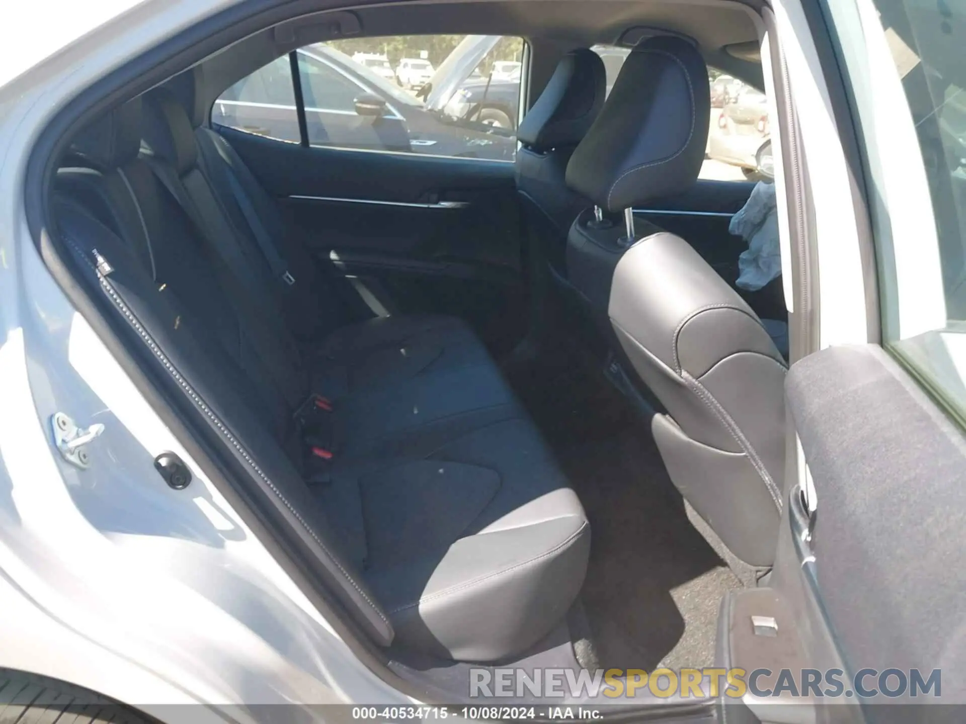 8 Фотография поврежденного автомобиля 4T1K61AK8RU218329 TOYOTA CAMRY 2024