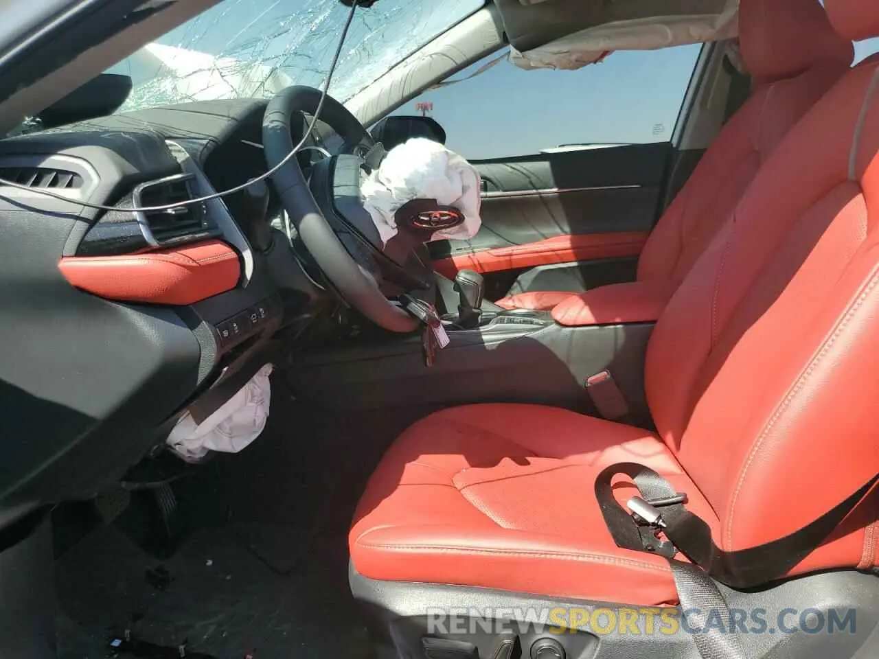 7 Photograph of a damaged car 4T1K61AK8RU249502 TOYOTA CAMRY 2024