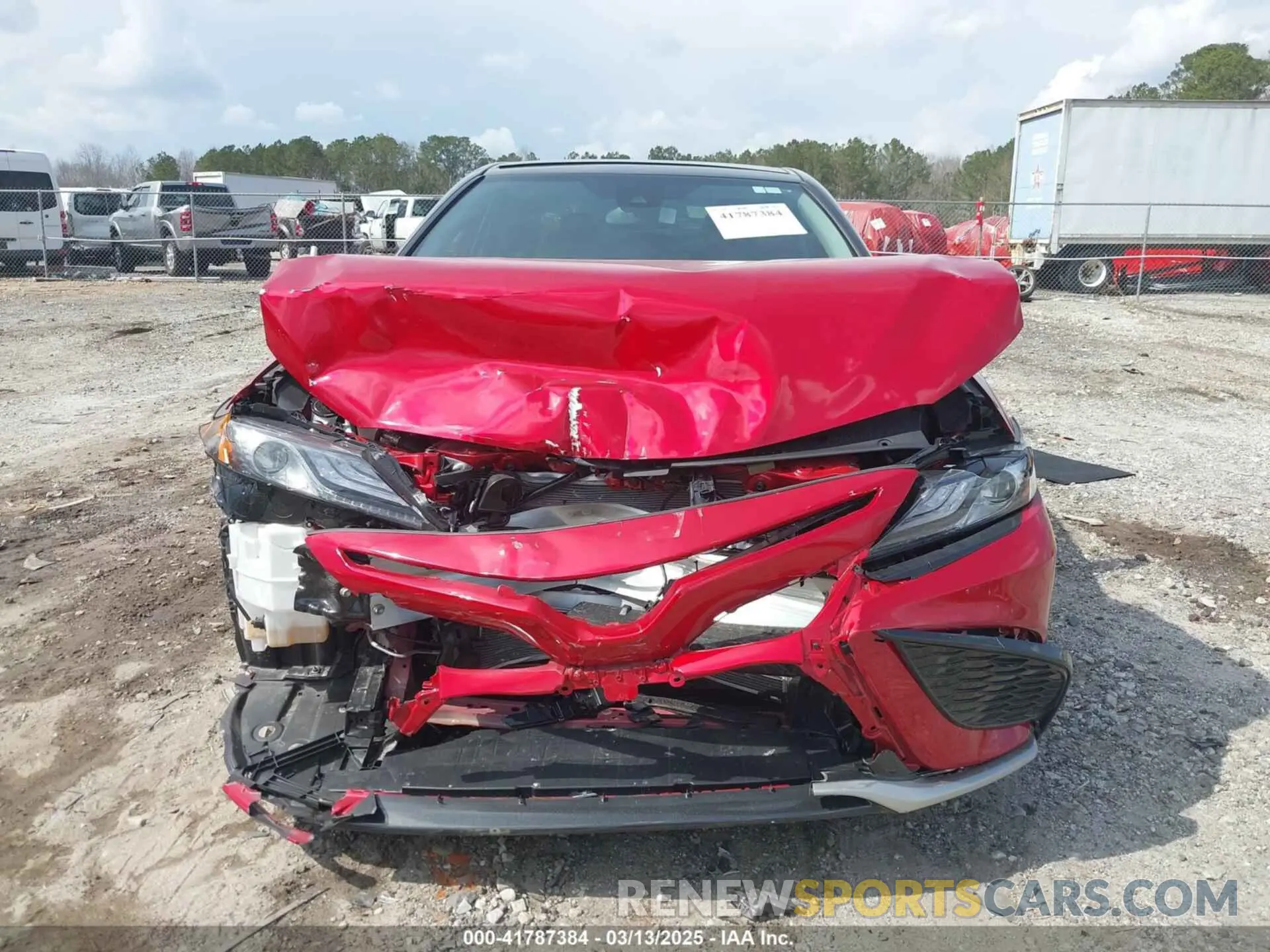 12 Фотография поврежденного автомобиля 4T1K61AK8RU249709 TOYOTA CAMRY 2024