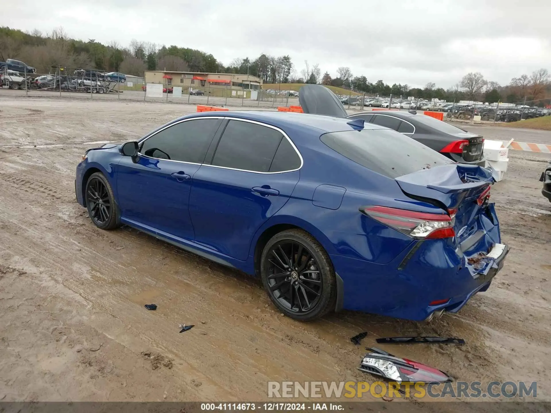 3 Photograph of a damaged car 4T1K61AK9RU226438 TOYOTA CAMRY 2024