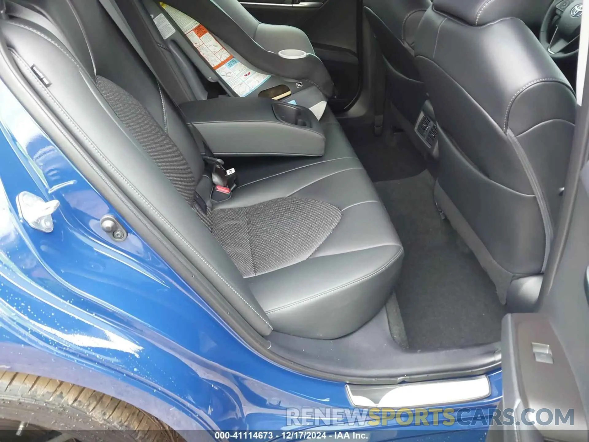 8 Photograph of a damaged car 4T1K61AK9RU226438 TOYOTA CAMRY 2024