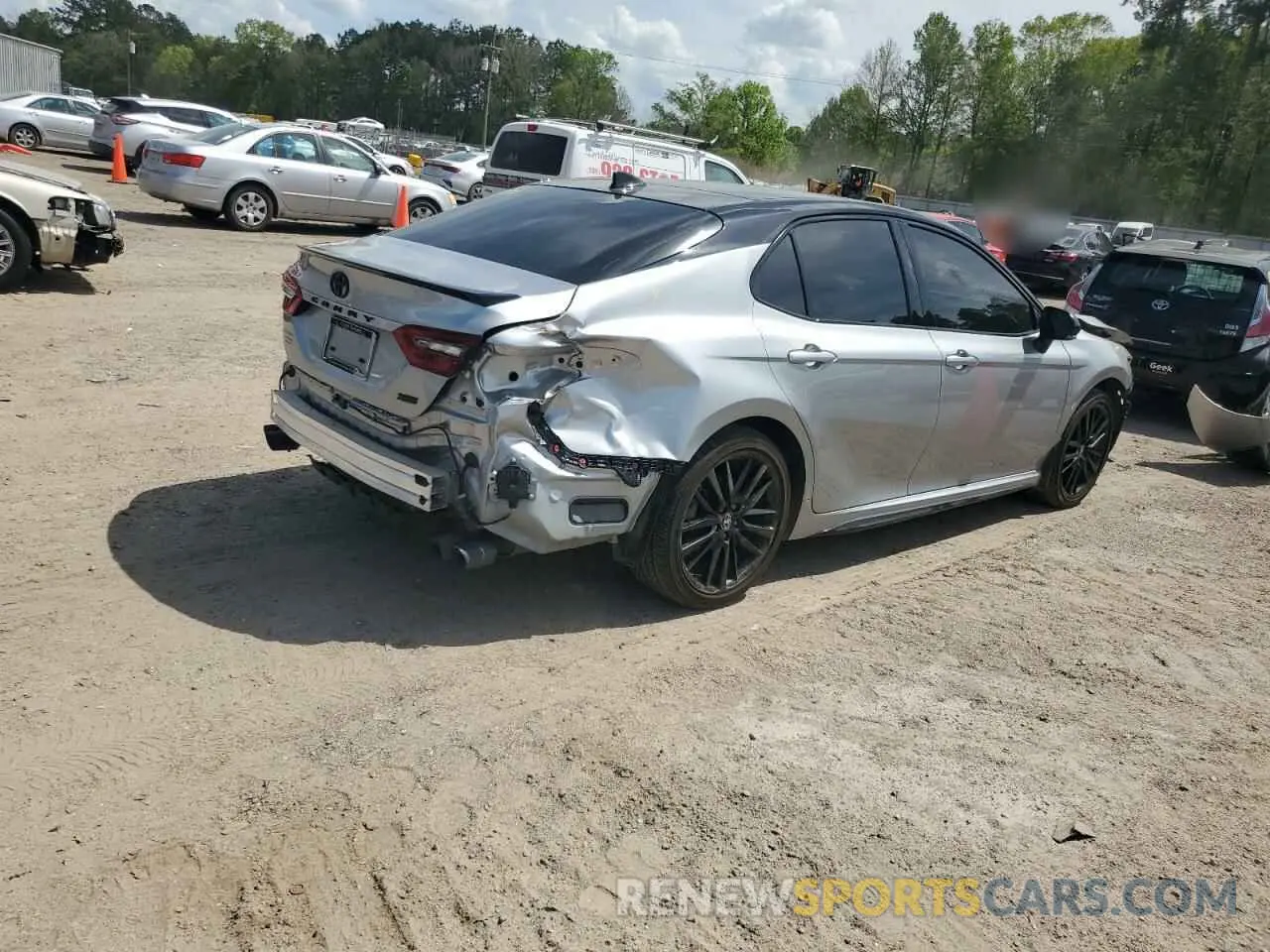 3 Photograph of a damaged car 4T1K61AKXRU239313 TOYOTA CAMRY 2024