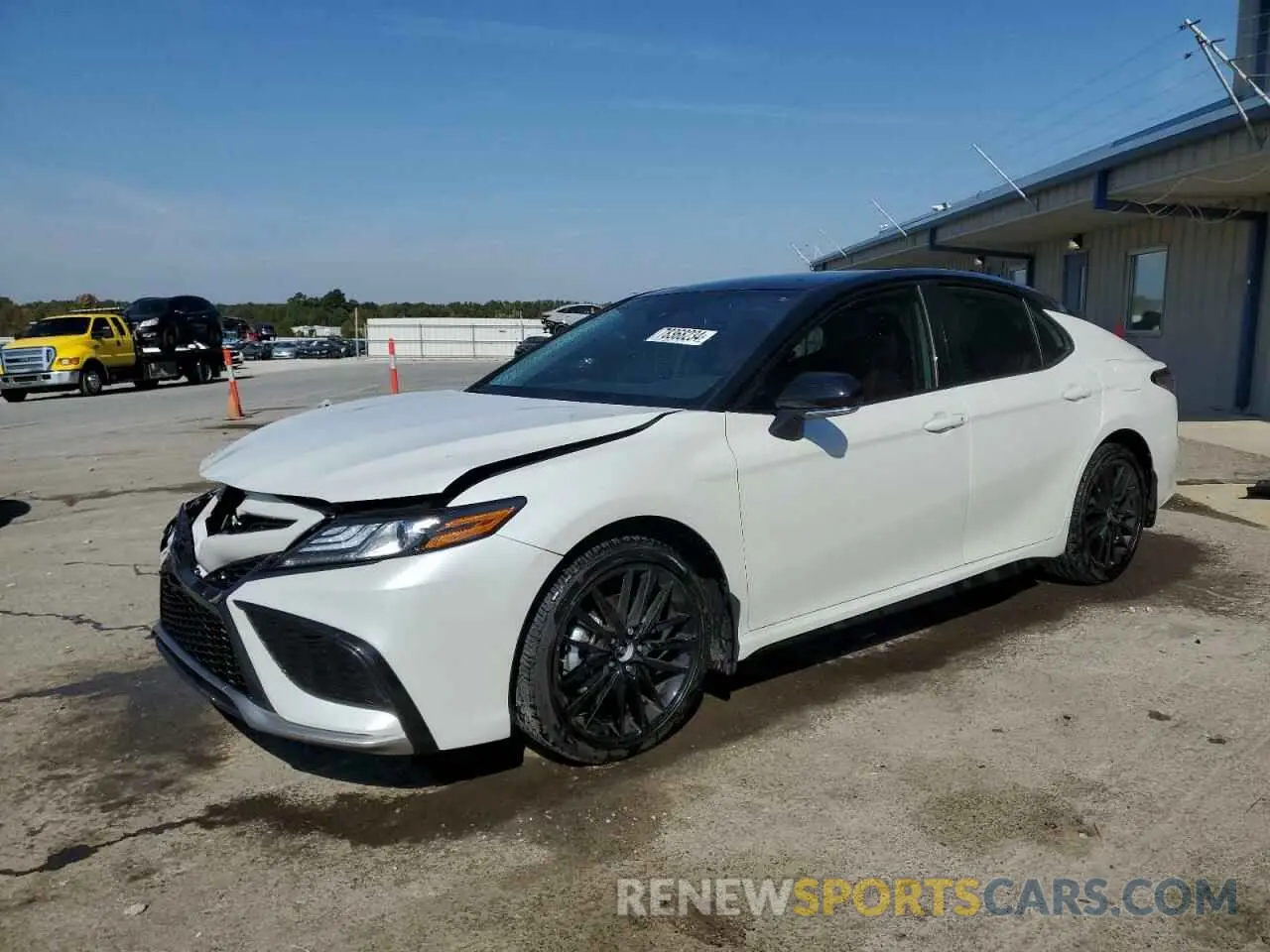 1 Photograph of a damaged car 4T1K61AKXRU260694 TOYOTA CAMRY 2024