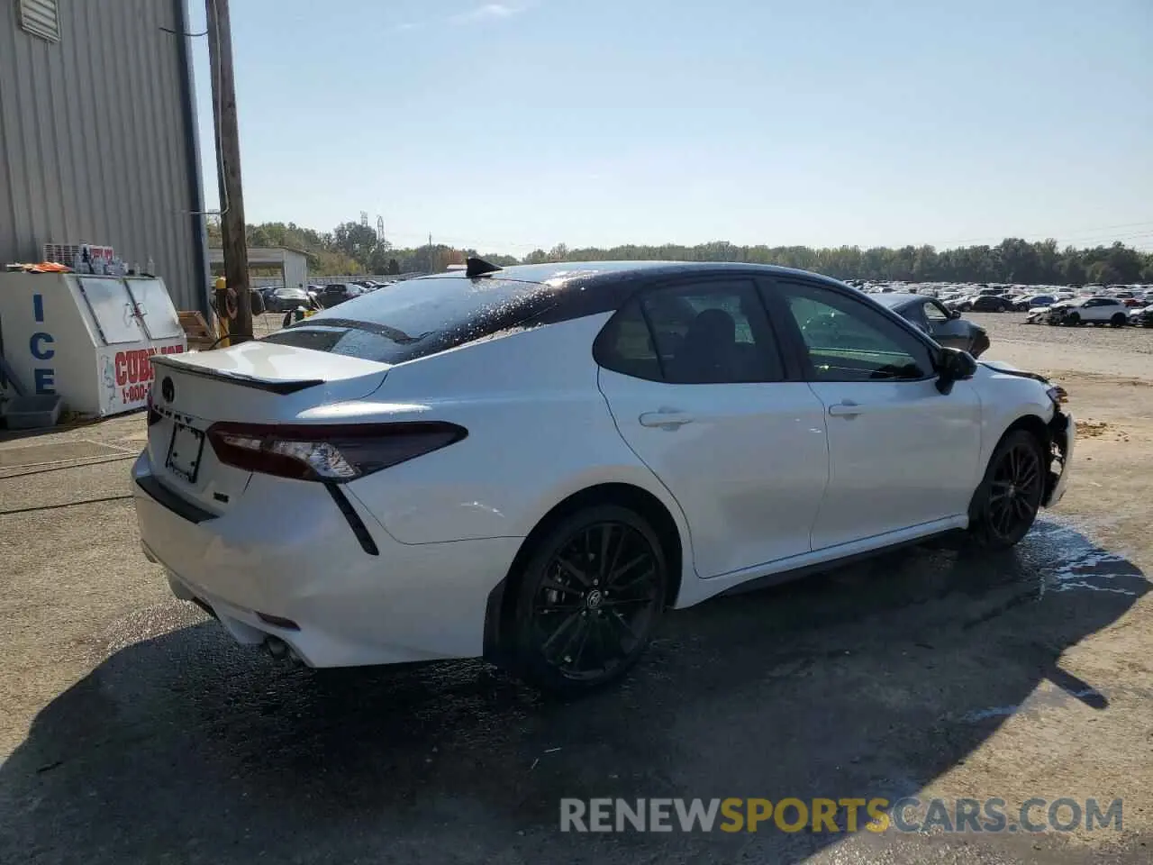 3 Photograph of a damaged car 4T1K61AKXRU260694 TOYOTA CAMRY 2024