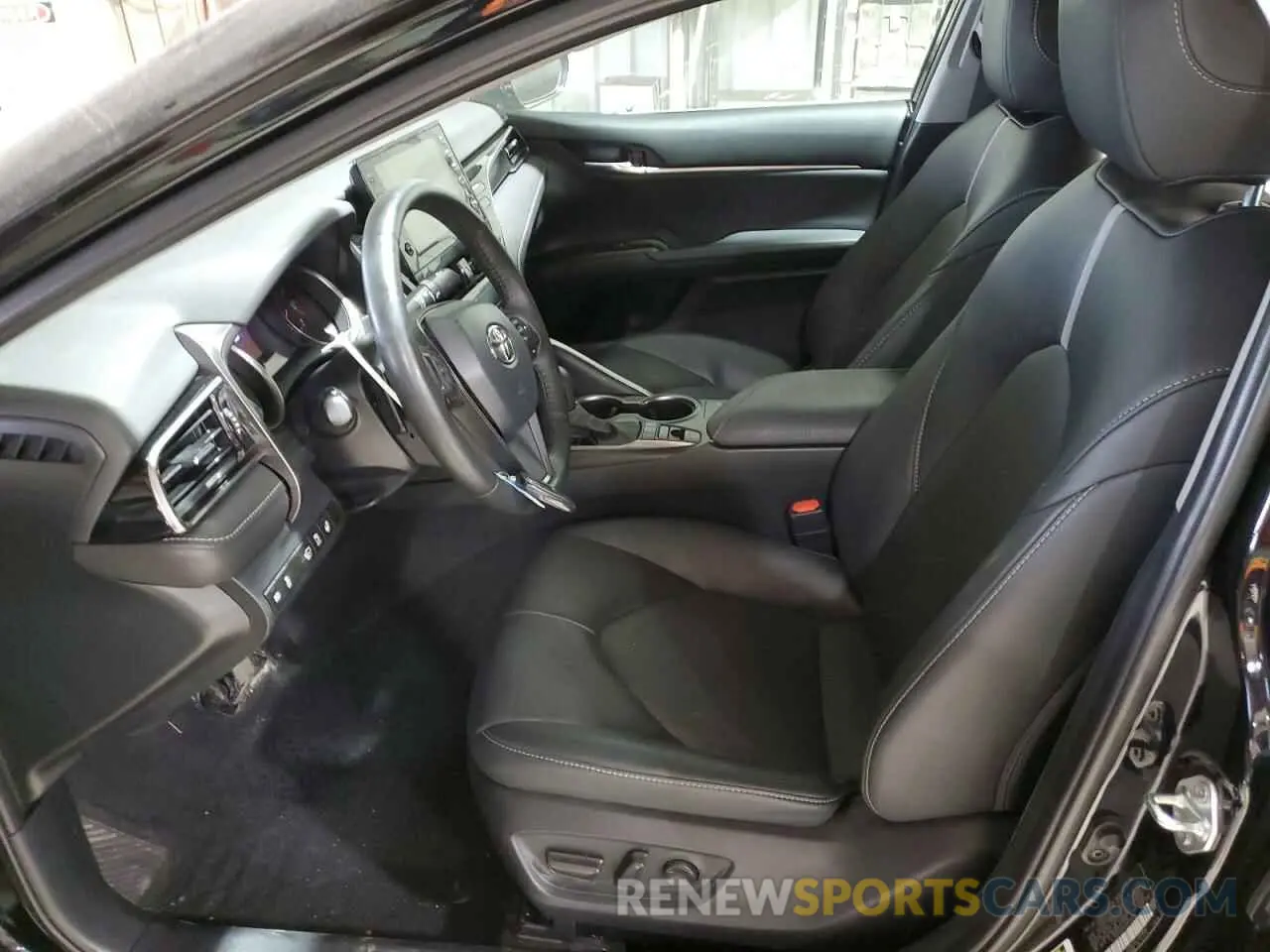7 Фотография поврежденного автомобиля 4T1K61AKXRU920300 TOYOTA CAMRY 2024