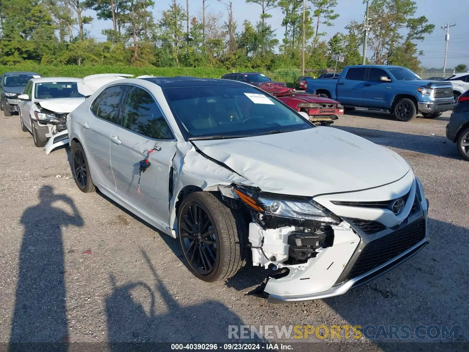 1 Photograph of a damaged car 4T1KZ1AK1RU103157 TOYOTA CAMRY 2024