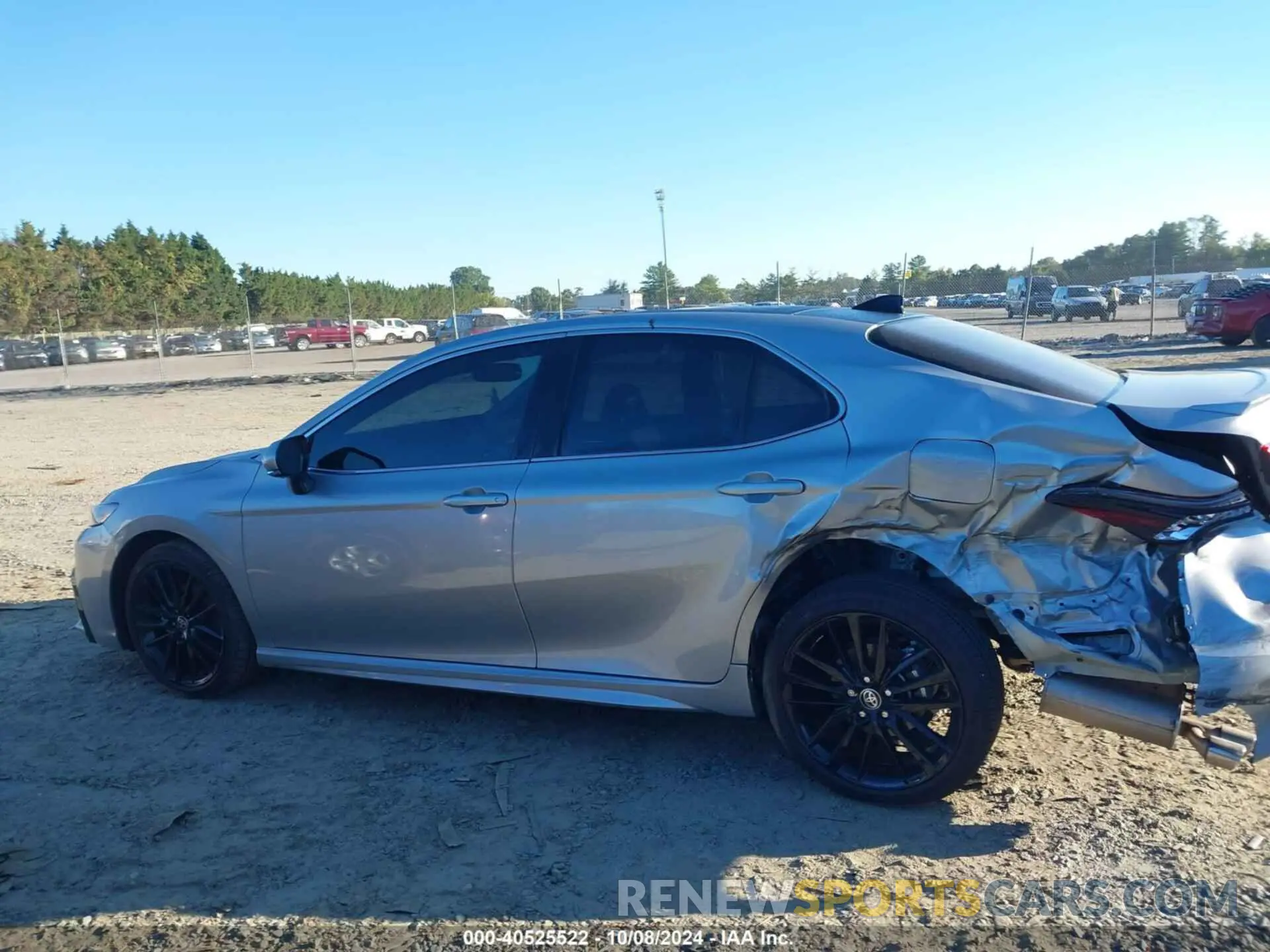 14 Photograph of a damaged car 4T1KZ1AK2RU098924 TOYOTA CAMRY 2024
