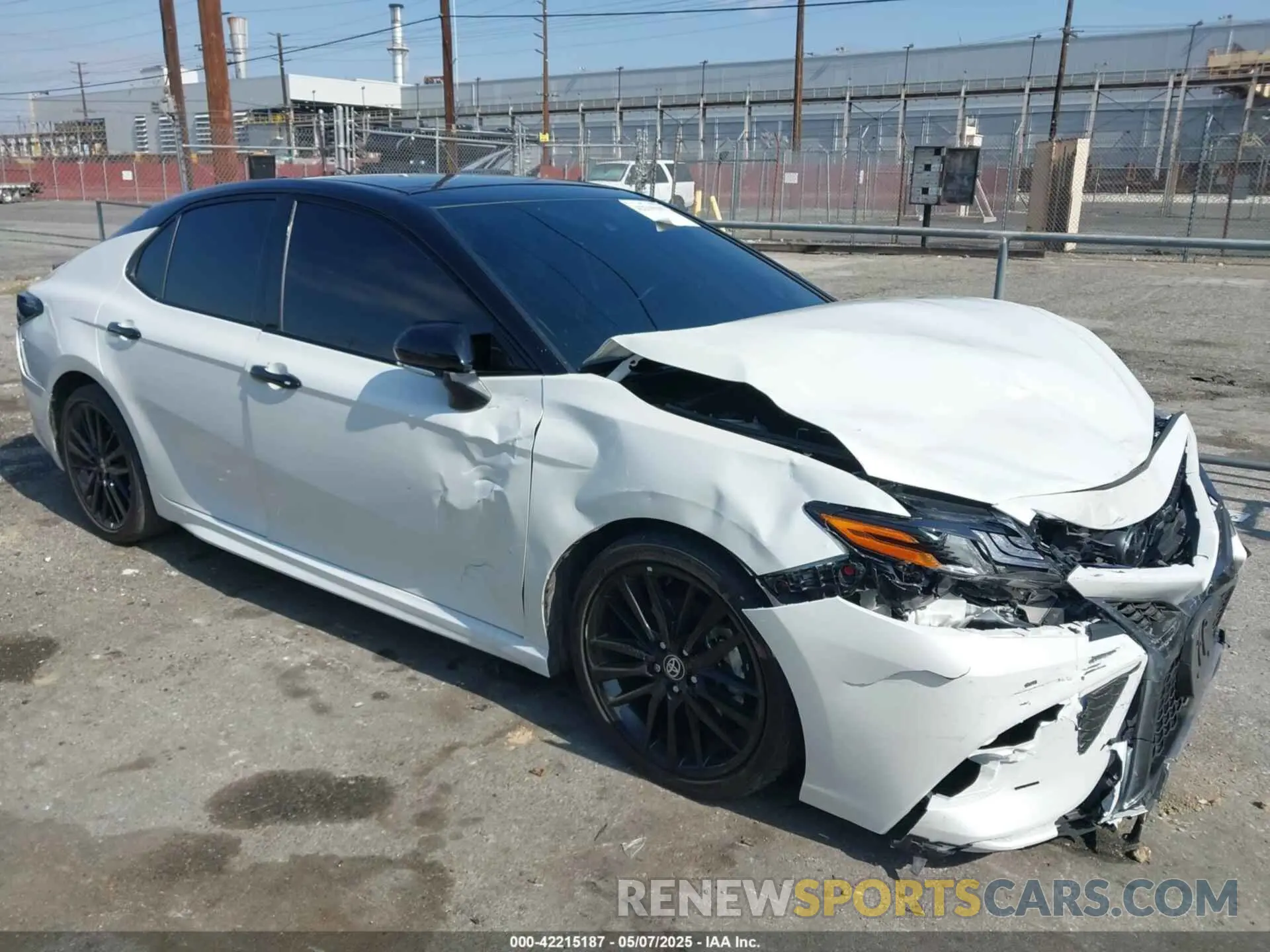 1 Photograph of a damaged car 4T1KZ1AK3RU092341 TOYOTA CAMRY 2024