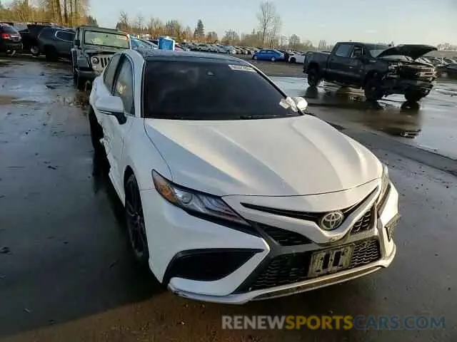 10 Photograph of a damaged car 4T1KZ1AK3RU093215 TOYOTA CAMRY 2024