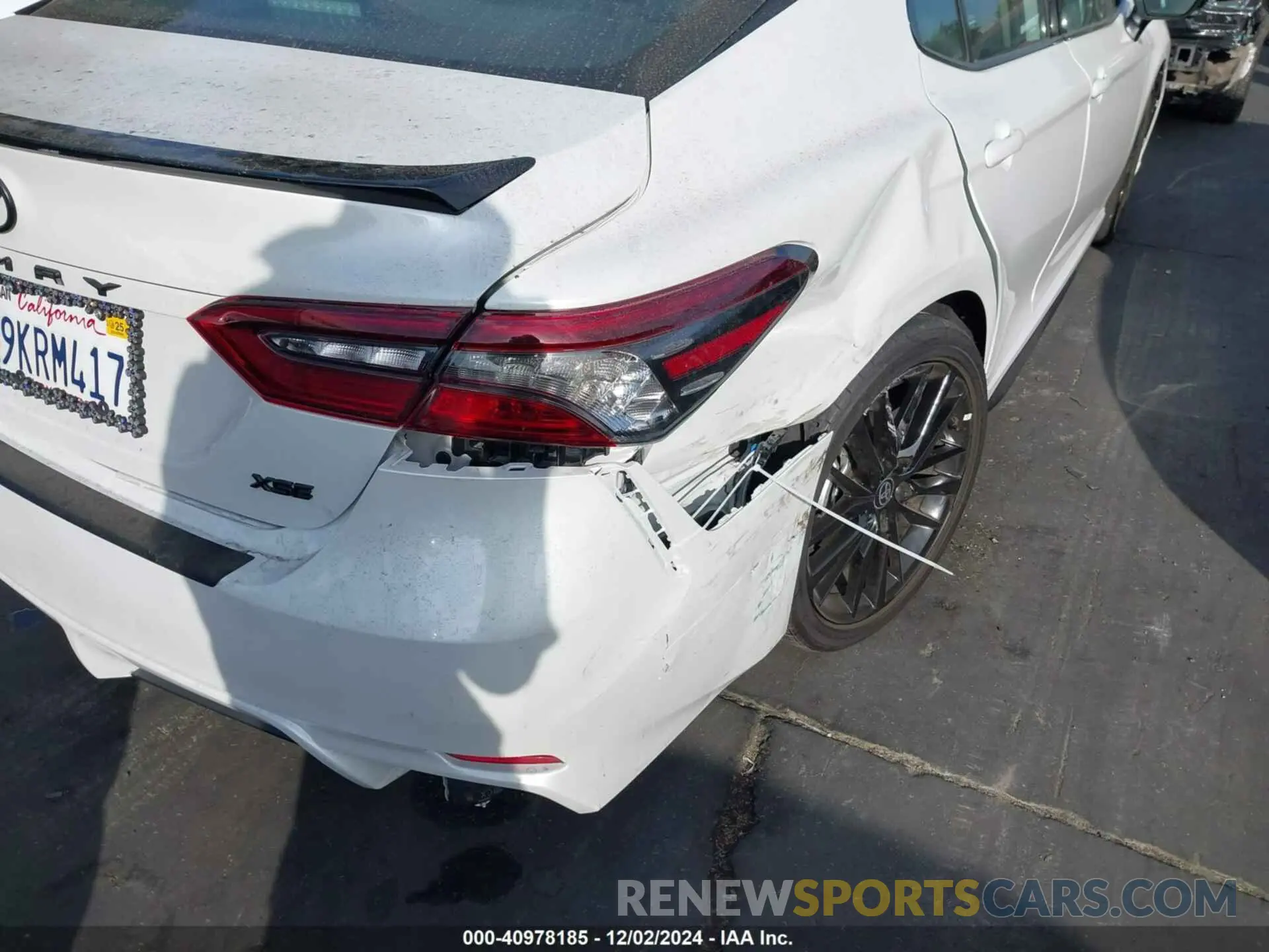 12 Фотография поврежденного автомобиля 4T1KZ1AK6RU091880 TOYOTA CAMRY 2024