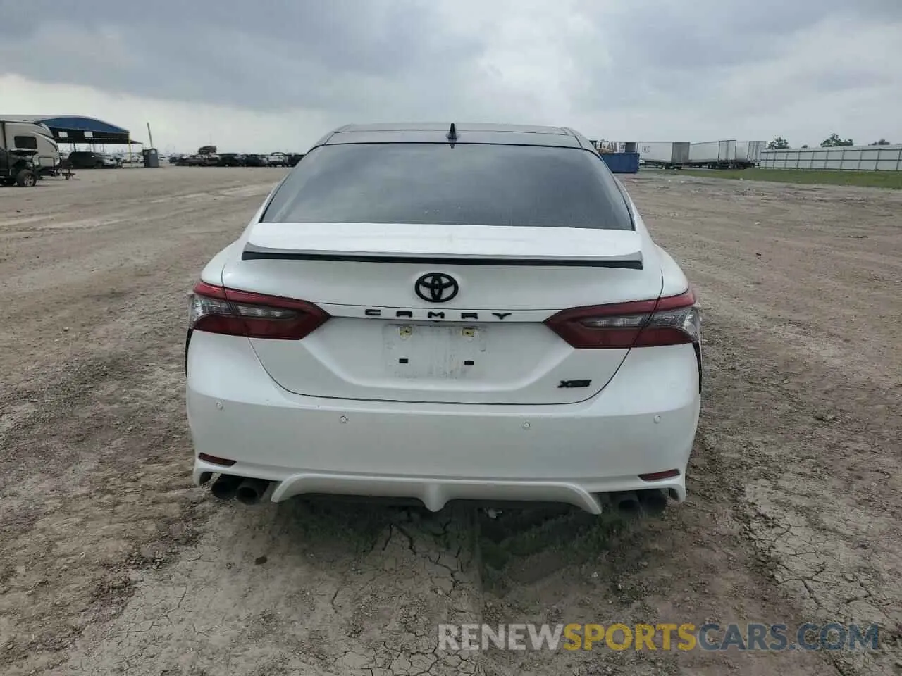 6 Фотография поврежденного автомобиля 4T1KZ1AK6RU092902 TOYOTA CAMRY 2024