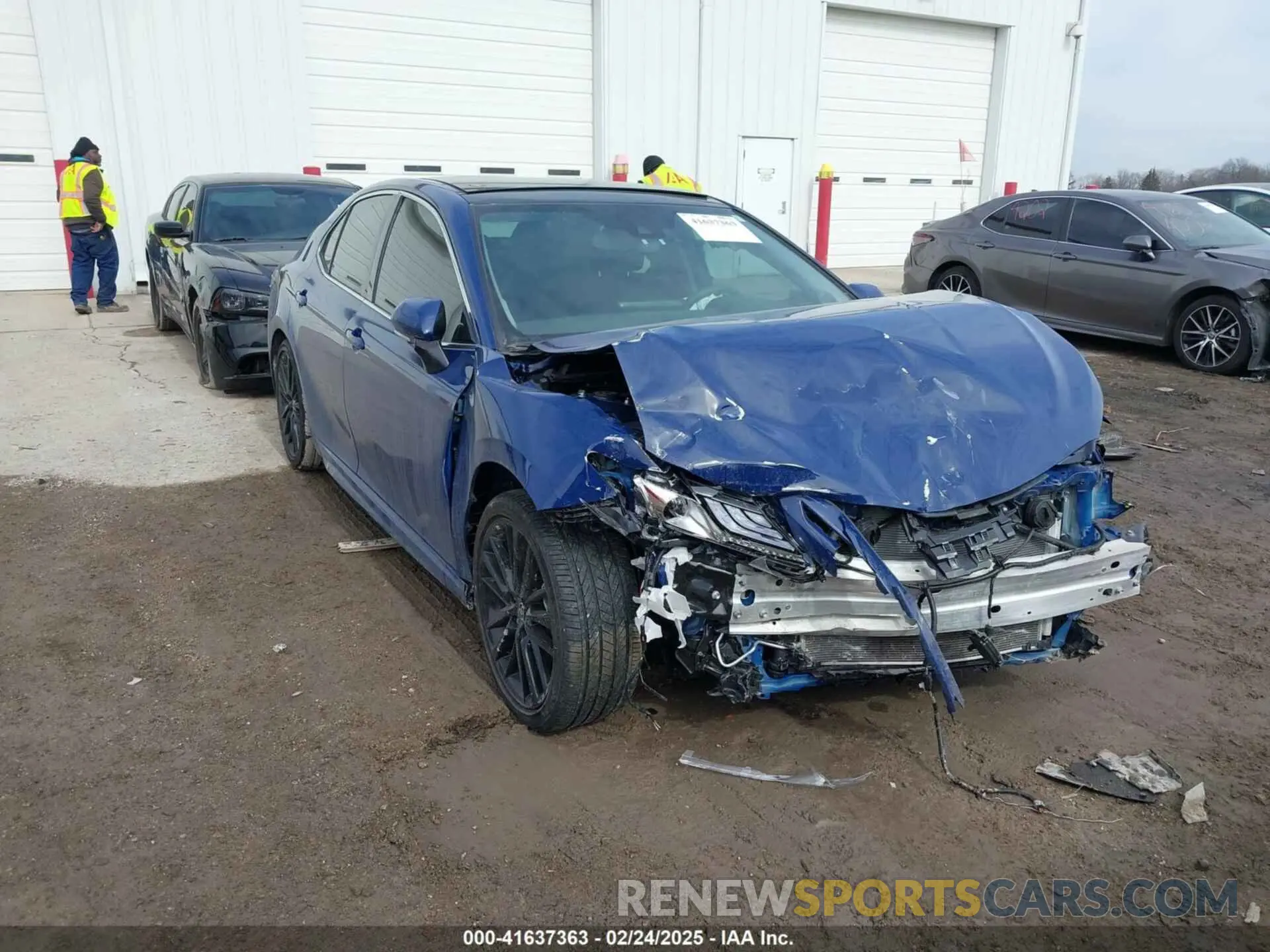 1 Photograph of a damaged car 4T1KZ1AK8RU097468 TOYOTA CAMRY 2024