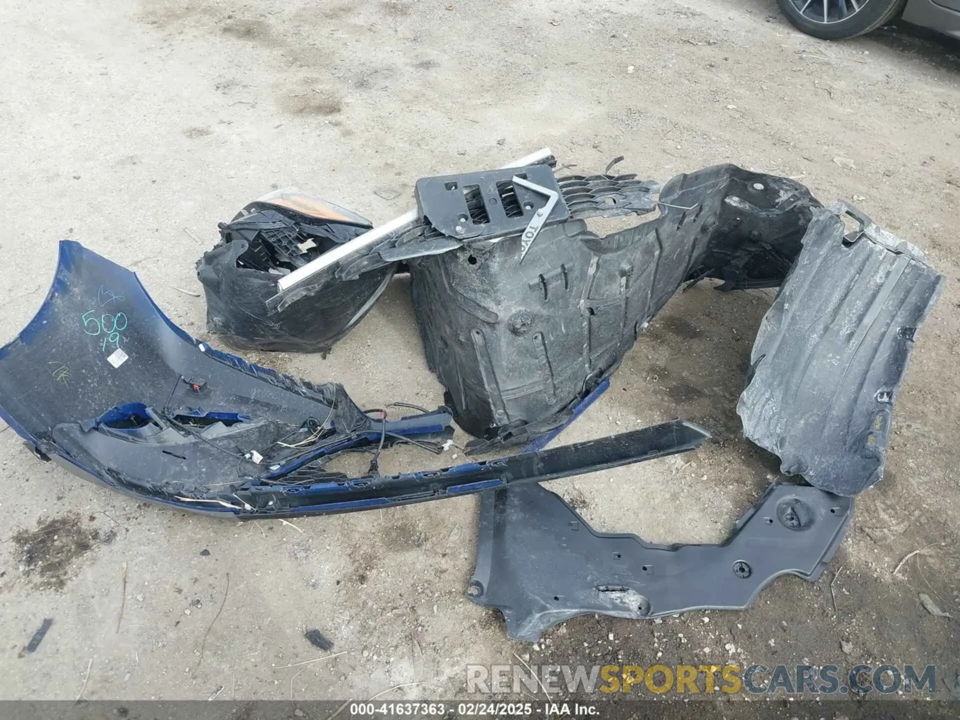 12 Photograph of a damaged car 4T1KZ1AK8RU097468 TOYOTA CAMRY 2024
