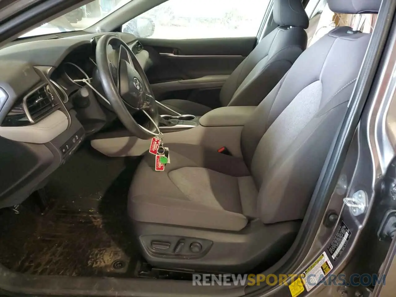 7 Фотография поврежденного автомобиля 4T1R11AK2RU193084 TOYOTA CAMRY 2024