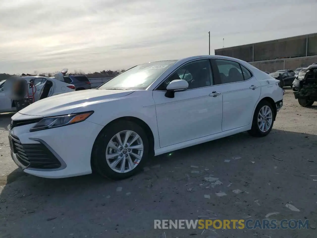 1 Photograph of a damaged car 4T1R11AK2RU880968 TOYOTA CAMRY 2024