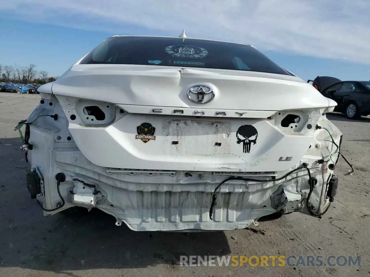 6 Photograph of a damaged car 4T1R11AK2RU880968 TOYOTA CAMRY 2024