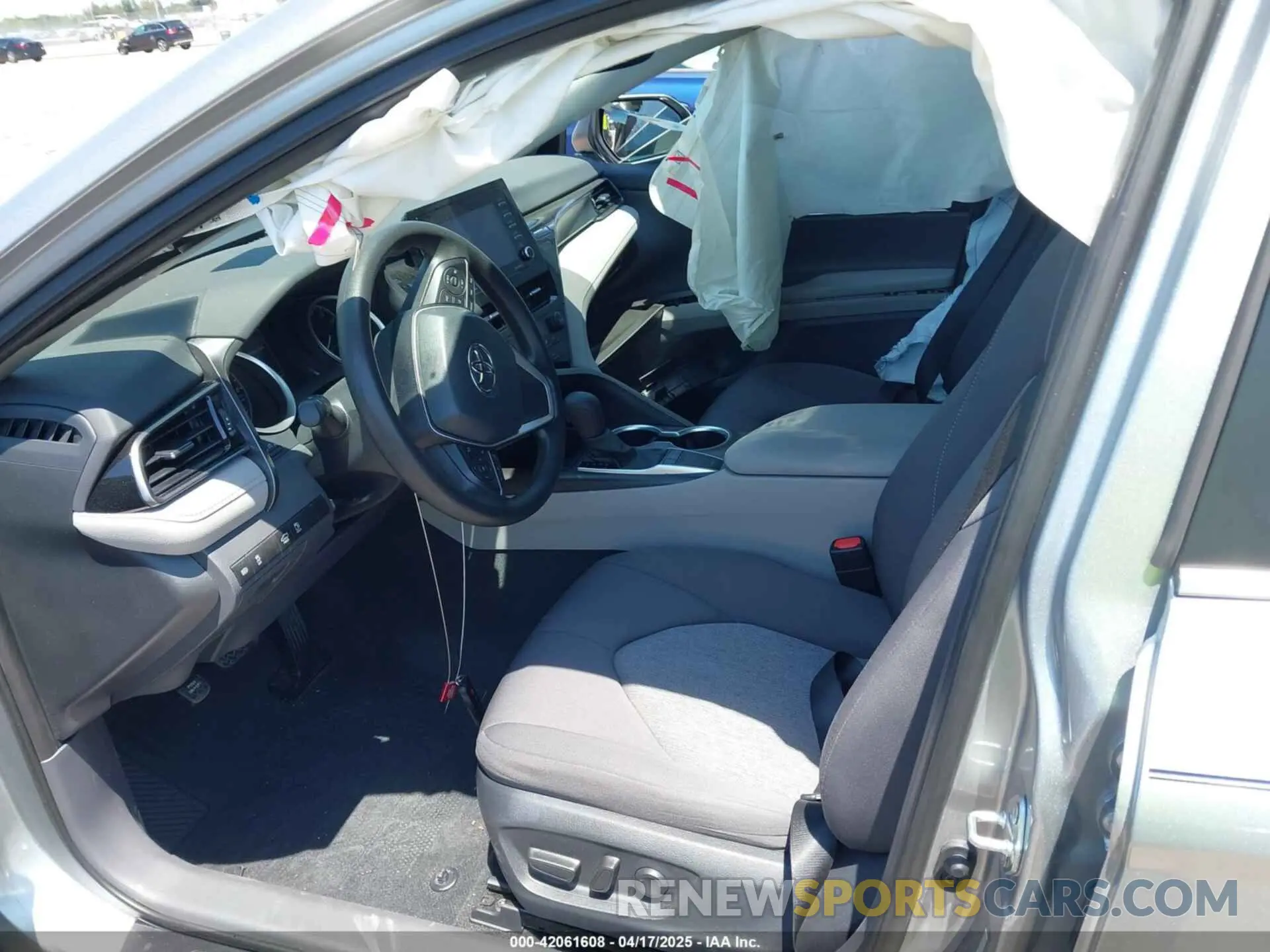 5 Фотография поврежденного автомобиля 4T1R11AK3RU909197 TOYOTA CAMRY 2024