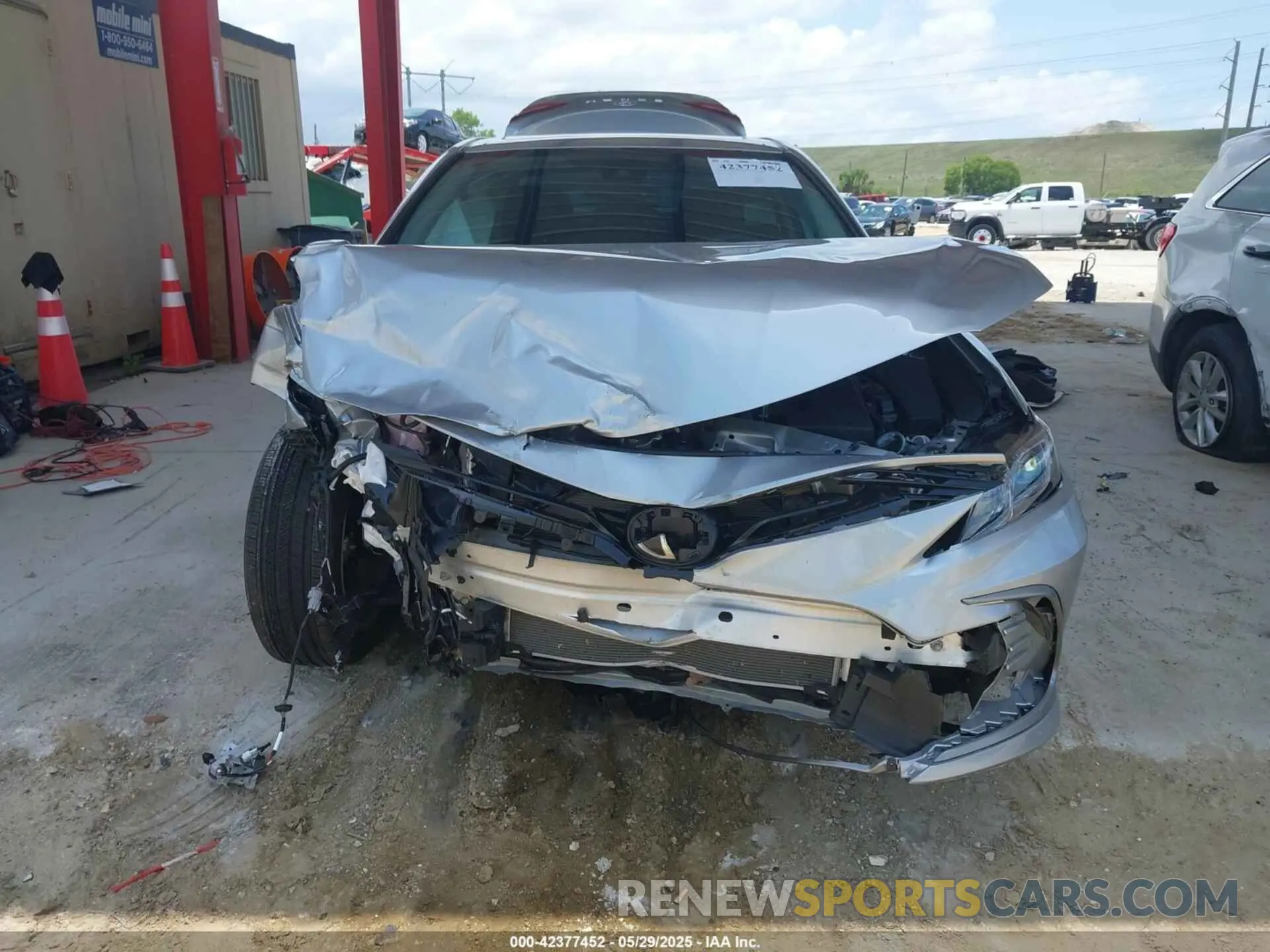 6 Фотография поврежденного автомобиля 4T1R11AK3RU912519 TOYOTA CAMRY 2024