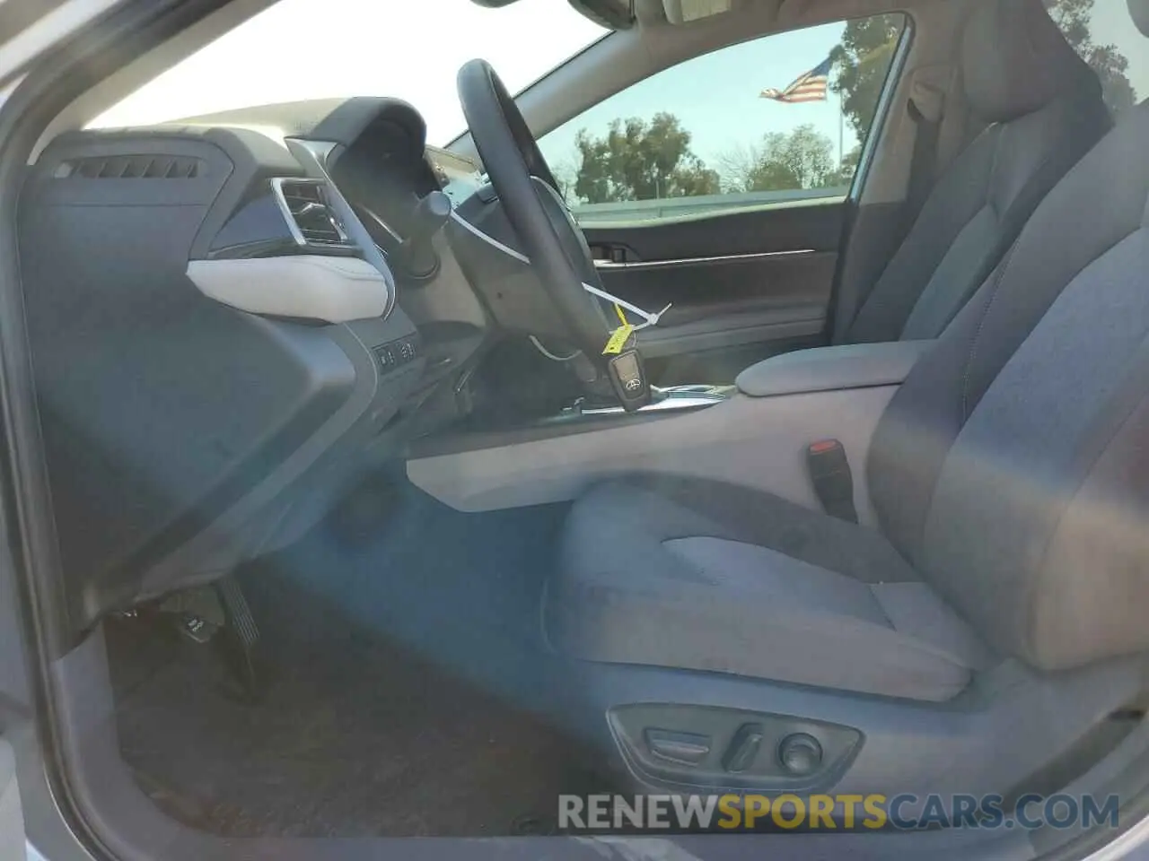 7 Photograph of a damaged car 4T1R11AK4RU903280 TOYOTA CAMRY 2024