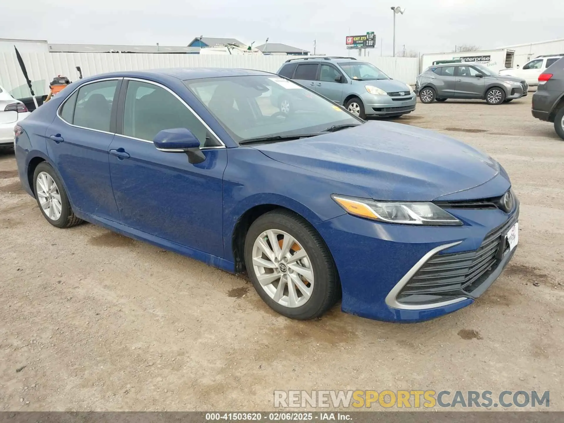 1 Photograph of a damaged car 4T1R11AK5RU220214 TOYOTA CAMRY 2024