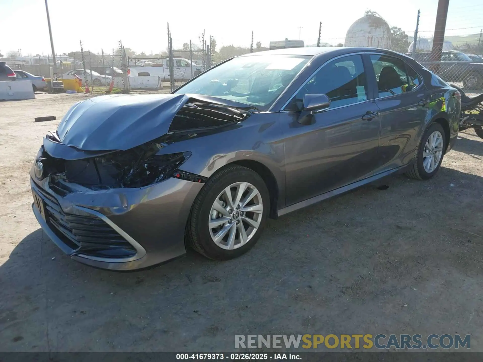 2 Фотография поврежденного автомобиля 4T1R11AK6RU880469 TOYOTA CAMRY 2024