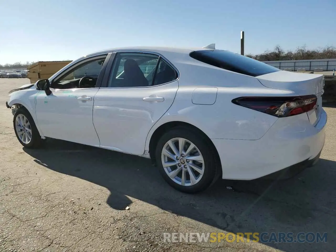 2 Фотография поврежденного автомобиля 4T1R11AK6RU884019 TOYOTA CAMRY 2024