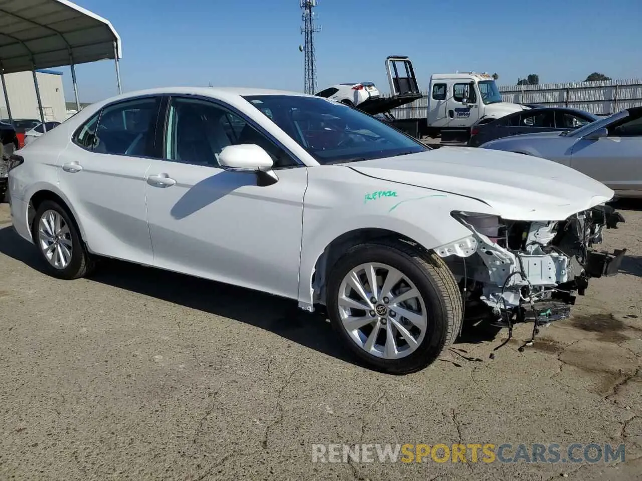 4 Фотография поврежденного автомобиля 4T1R11AK6RU884019 TOYOTA CAMRY 2024