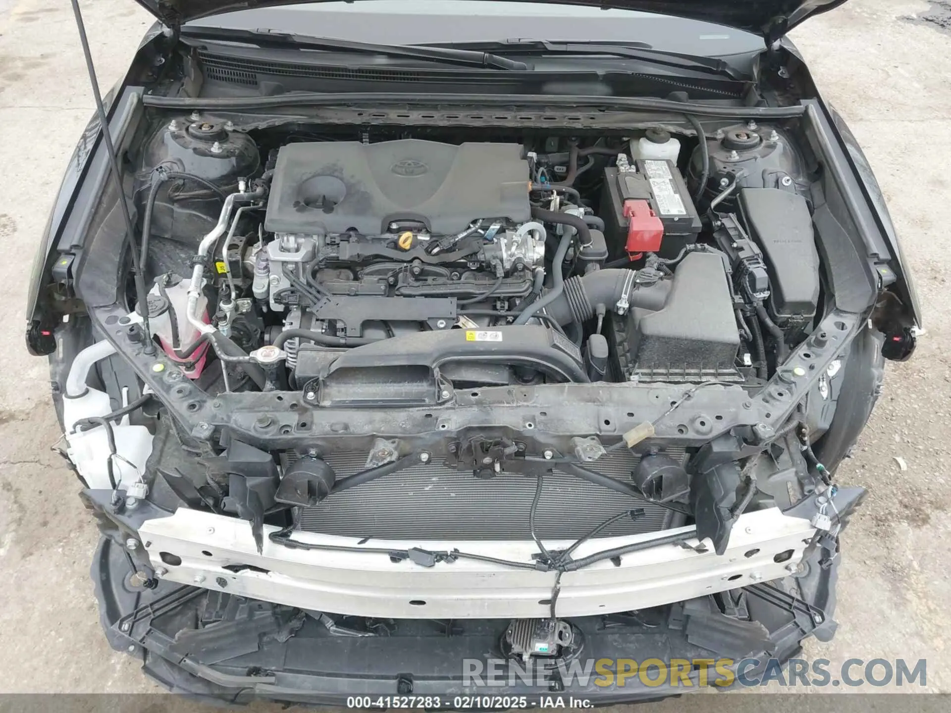 10 Photograph of a damaged car 4T1R11AK7RU200451 TOYOTA CAMRY 2024